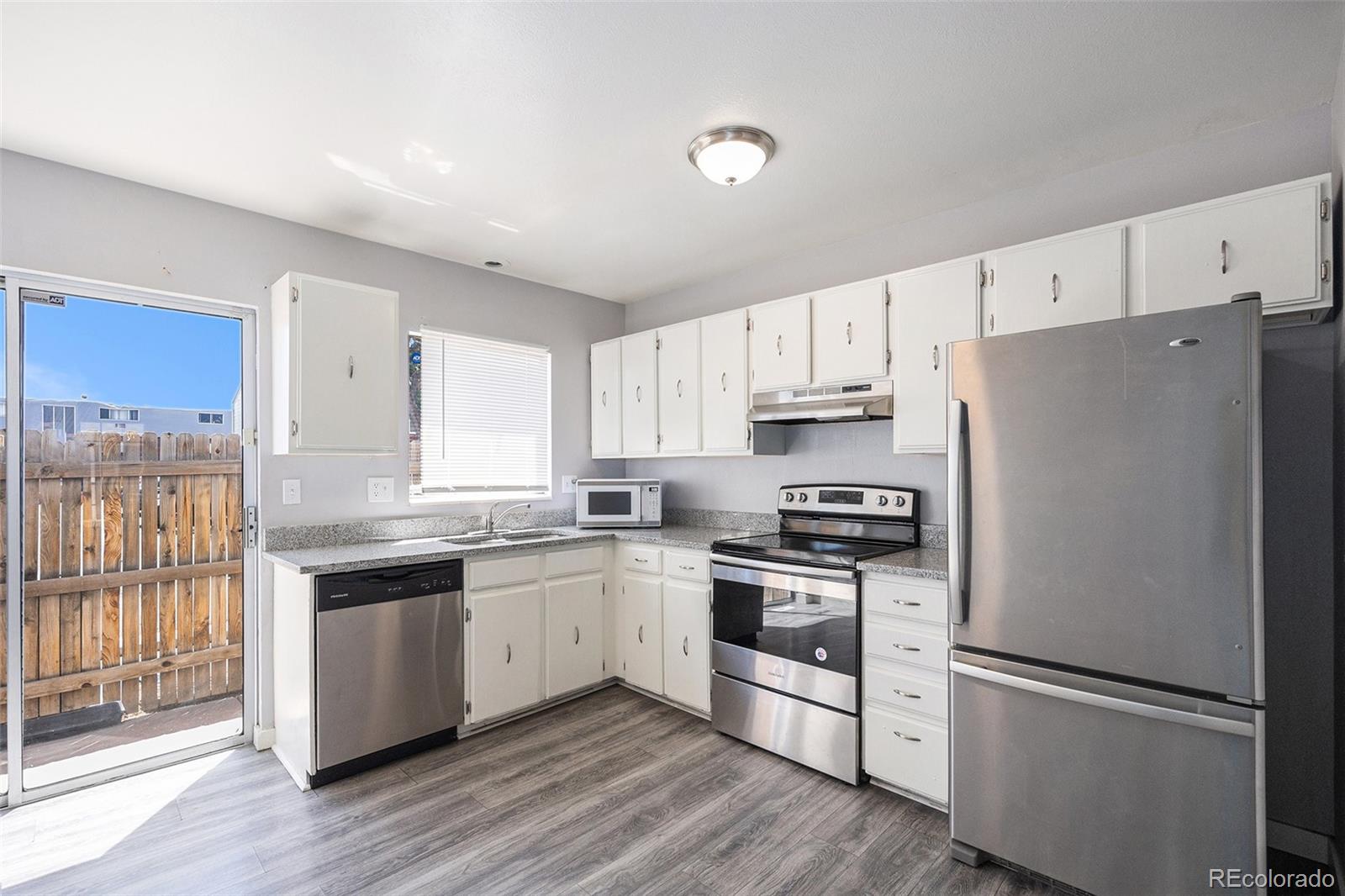 MLS Image #5 for 15777 e 13th place,aurora, Colorado