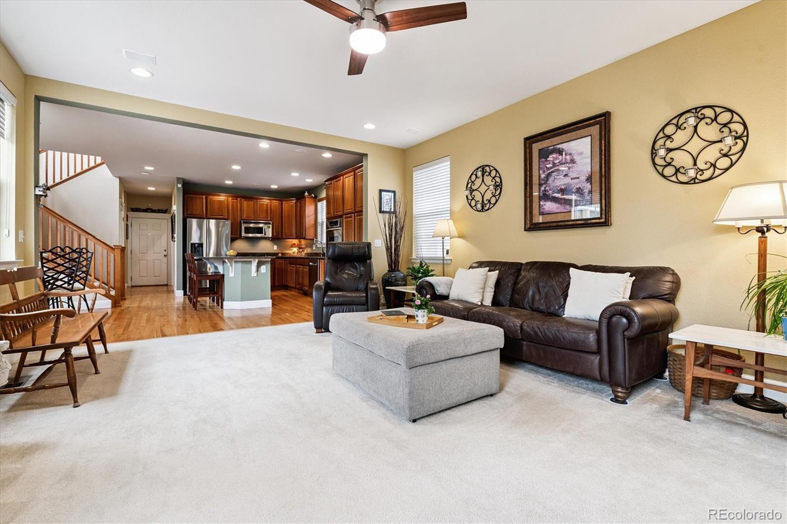 MLS Image #15 for 2326  akron street,denver, Colorado