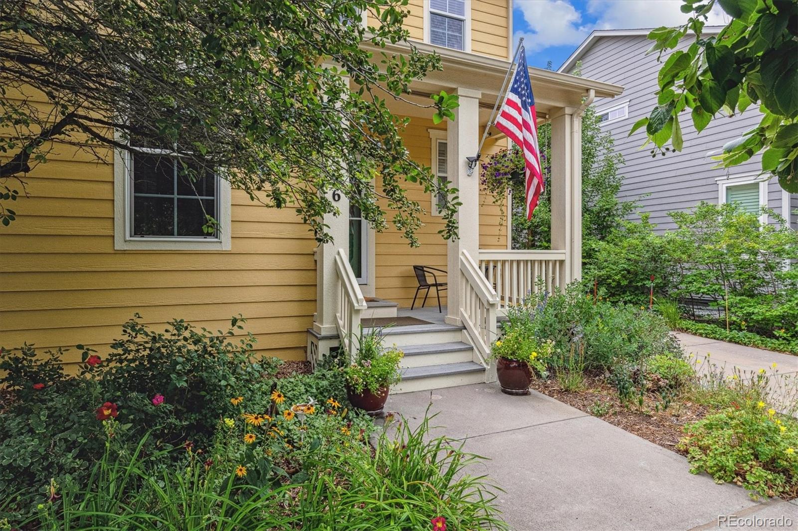 MLS Image #2 for 2326  akron street,denver, Colorado