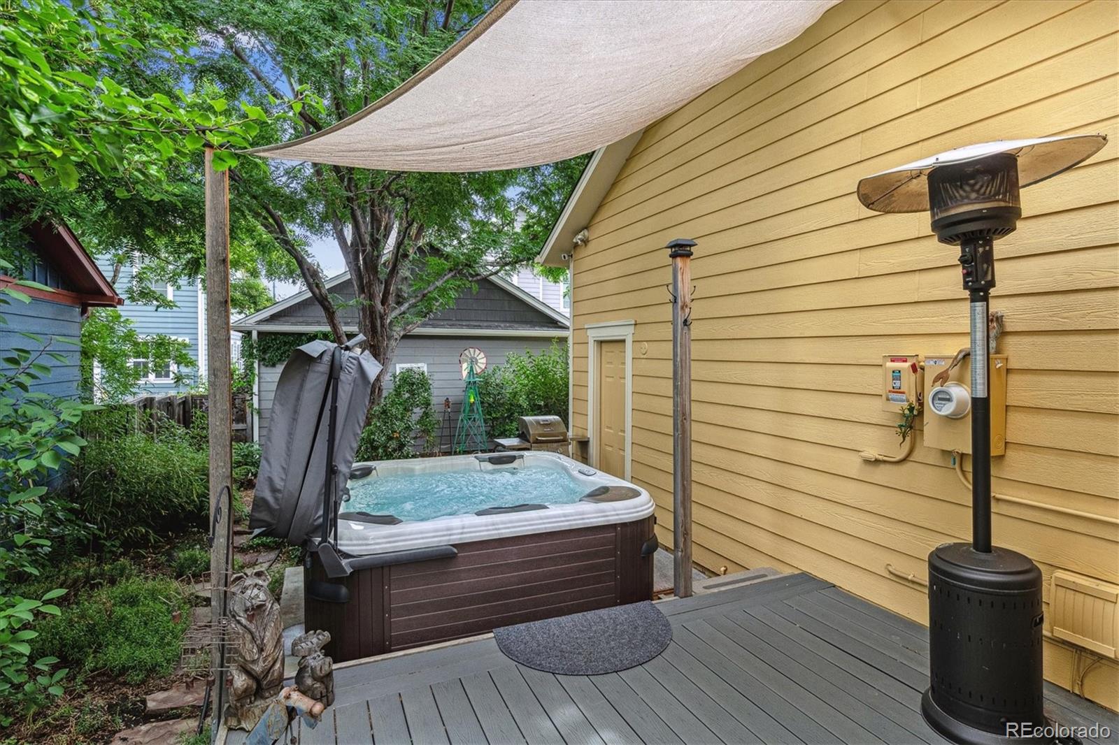MLS Image #28 for 2326  akron street,denver, Colorado