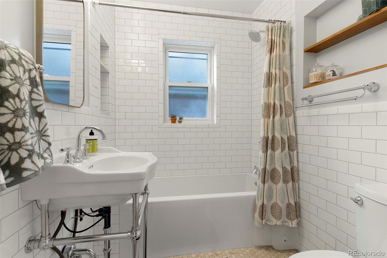 MLS Image #23 for 615 s sherman street,denver, Colorado