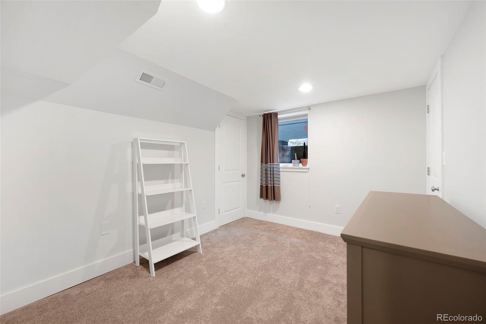 MLS Image #33 for 615 s sherman street,denver, Colorado