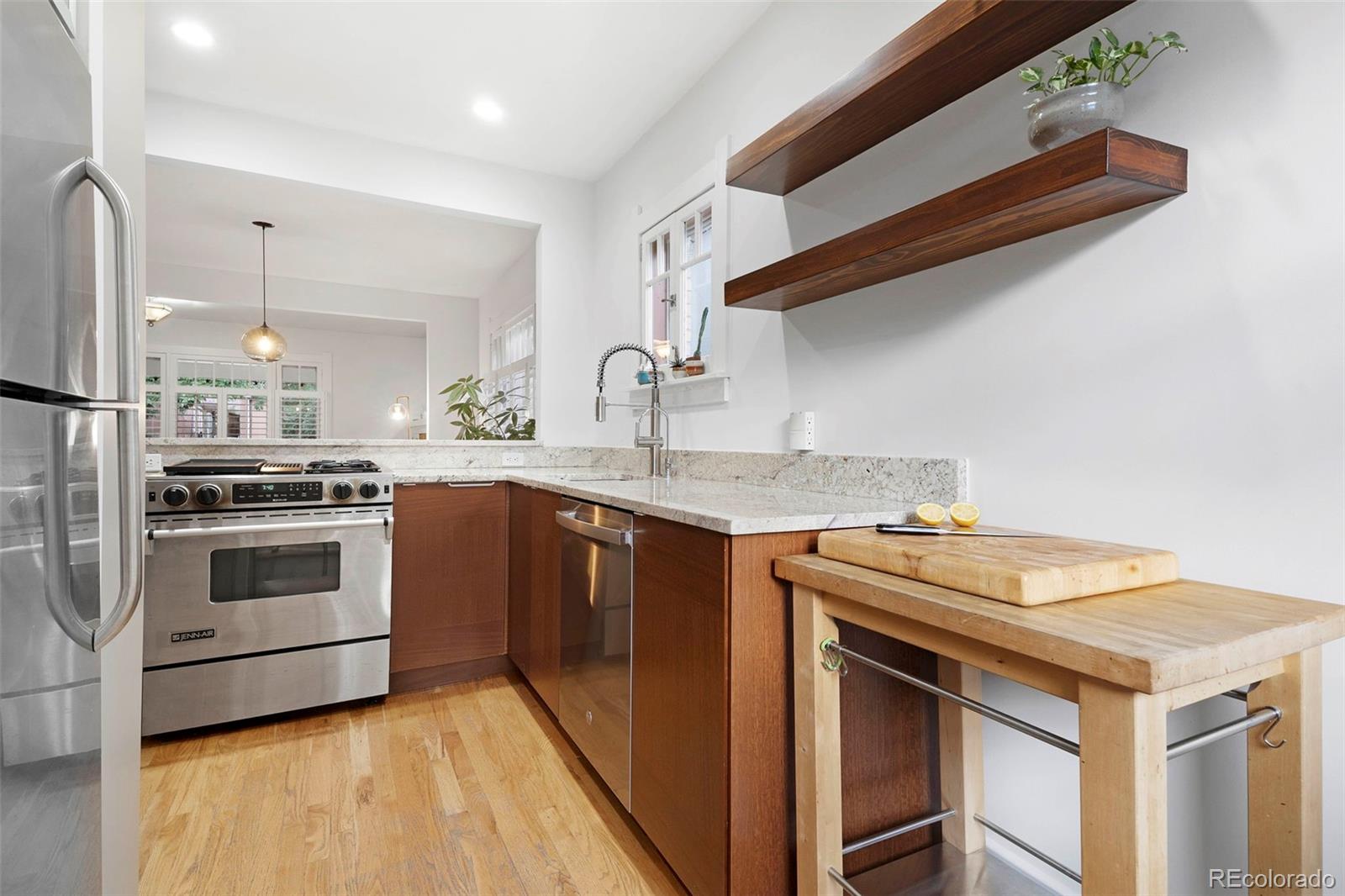 MLS Image #4 for 615 s sherman street,denver, Colorado
