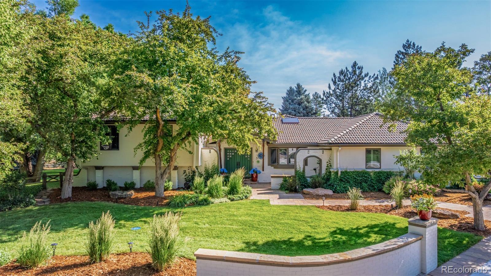 MLS Image #1 for 3 e belleview court,greenwood village, Colorado