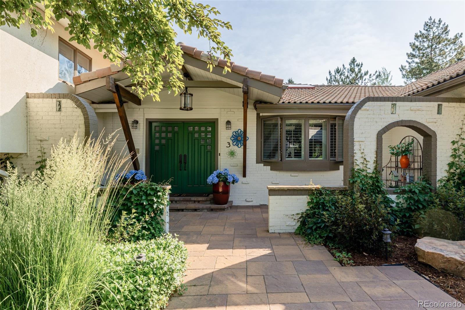 MLS Image #2 for 3 e belleview court,greenwood village, Colorado