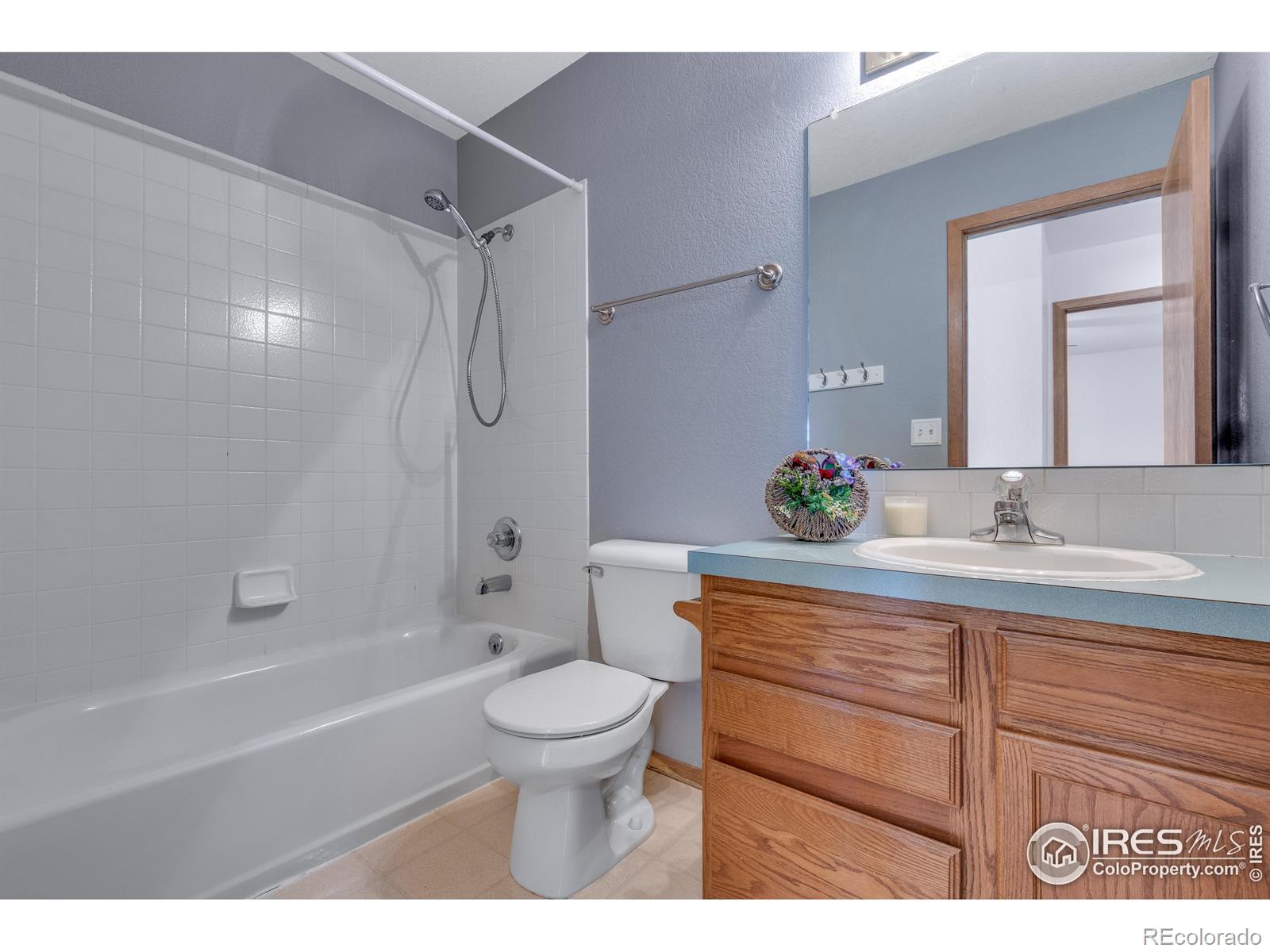 MLS Image #17 for 2325  steele street,longmont, Colorado