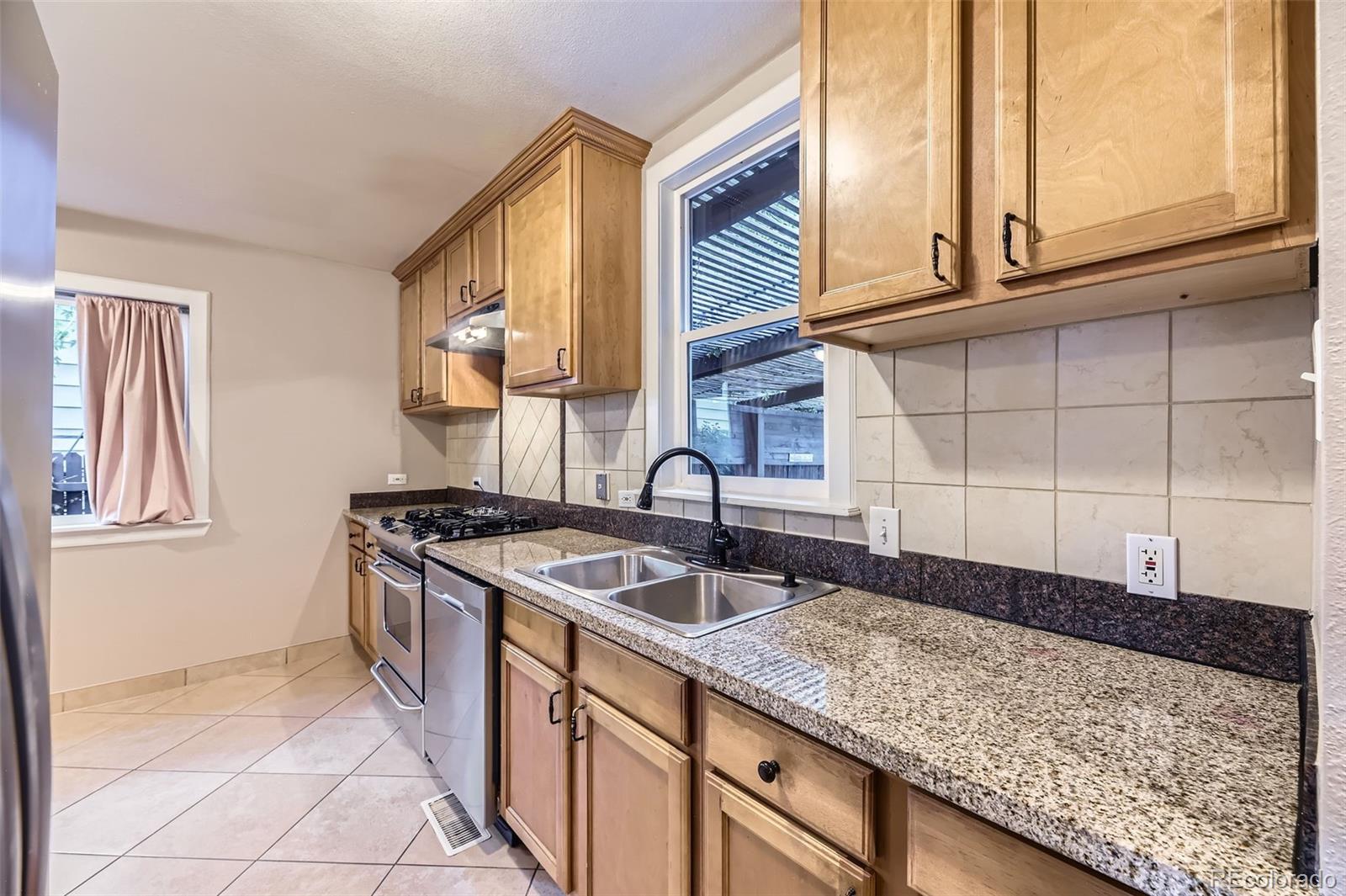 MLS Image #8 for 2690 s vine street,denver, Colorado