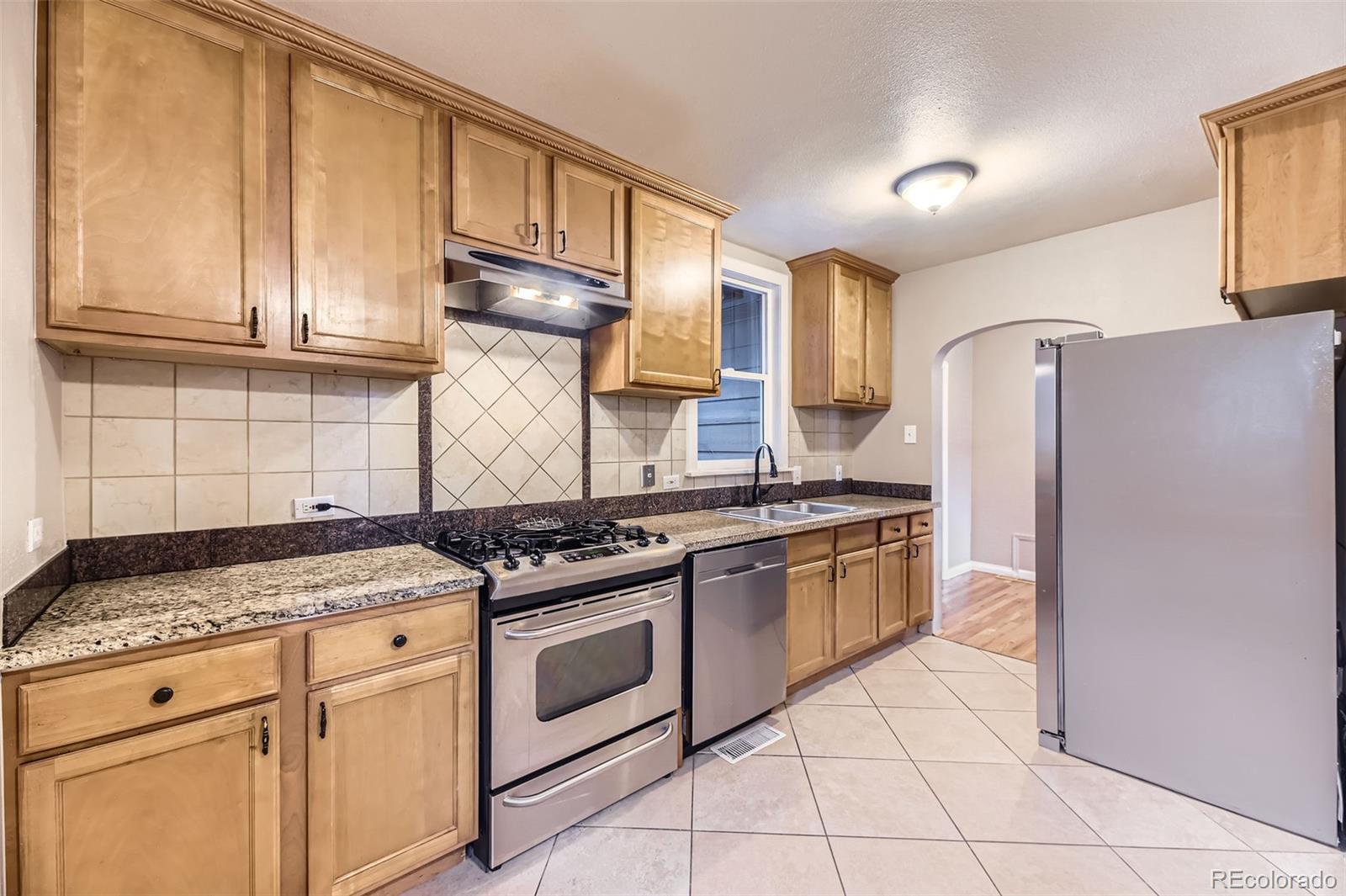 MLS Image #9 for 2690 s vine street,denver, Colorado