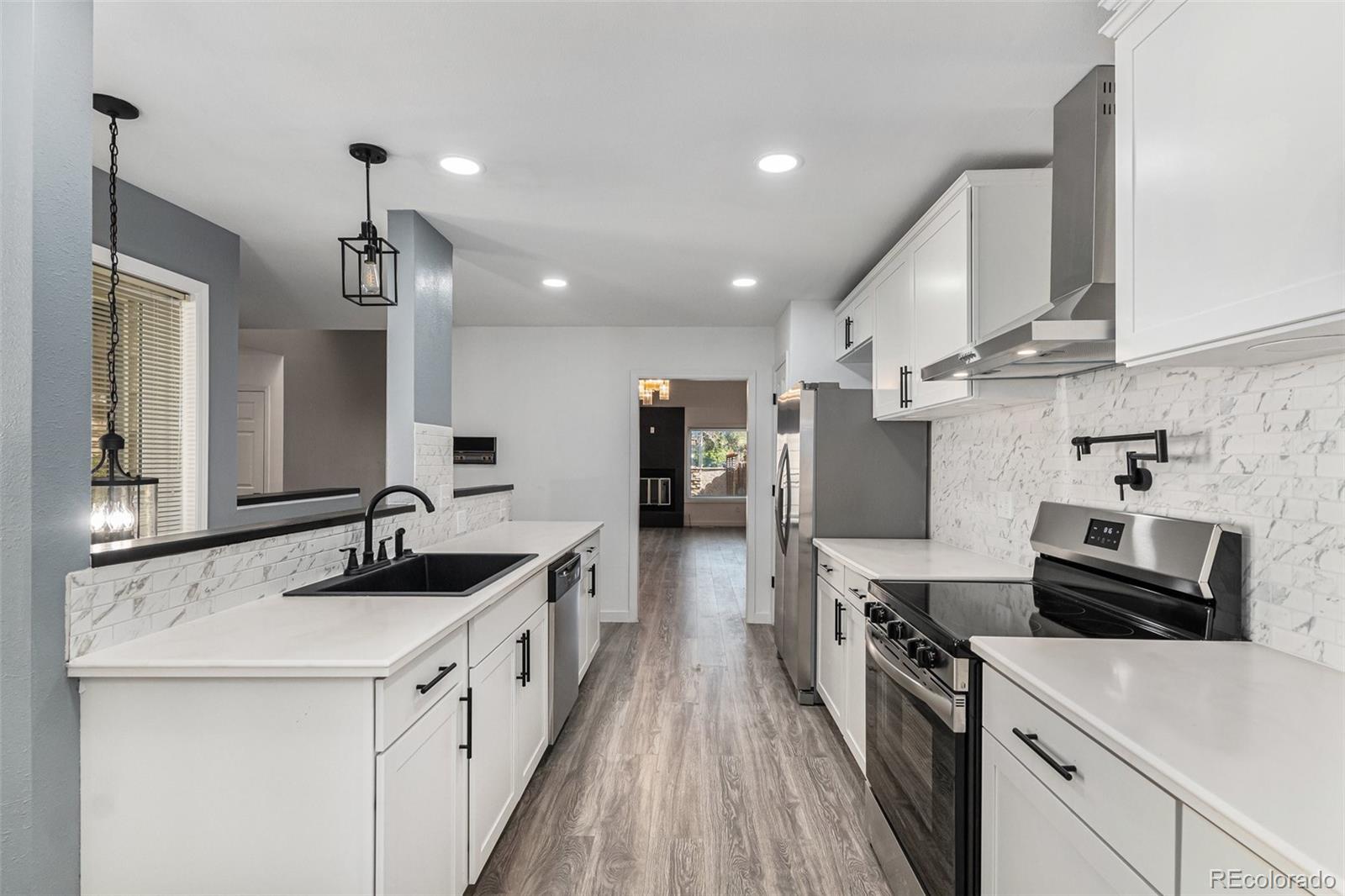 MLS Image #12 for 10000 e yale avenue,denver, Colorado