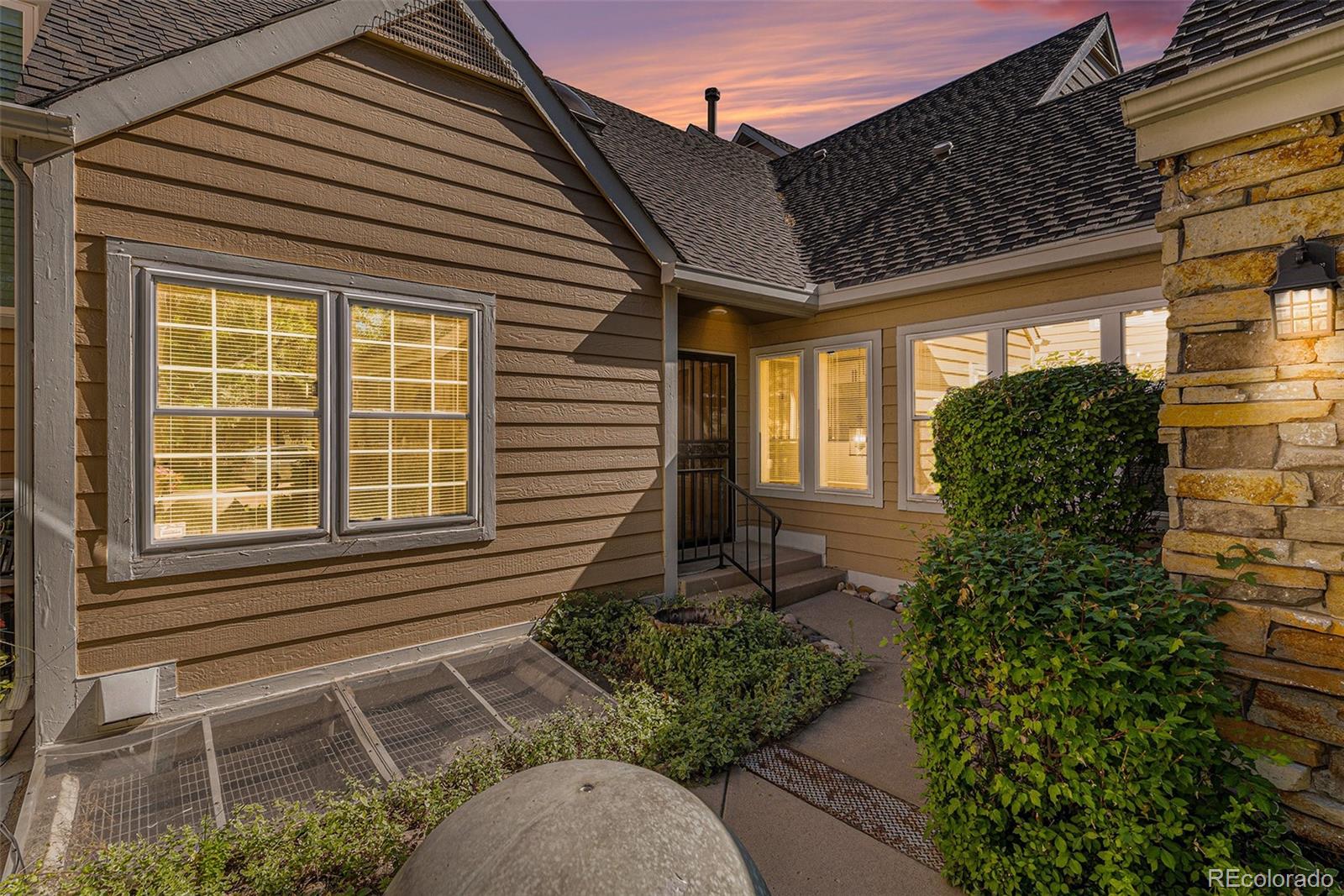 MLS Image #2 for 10000 e yale avenue,denver, Colorado