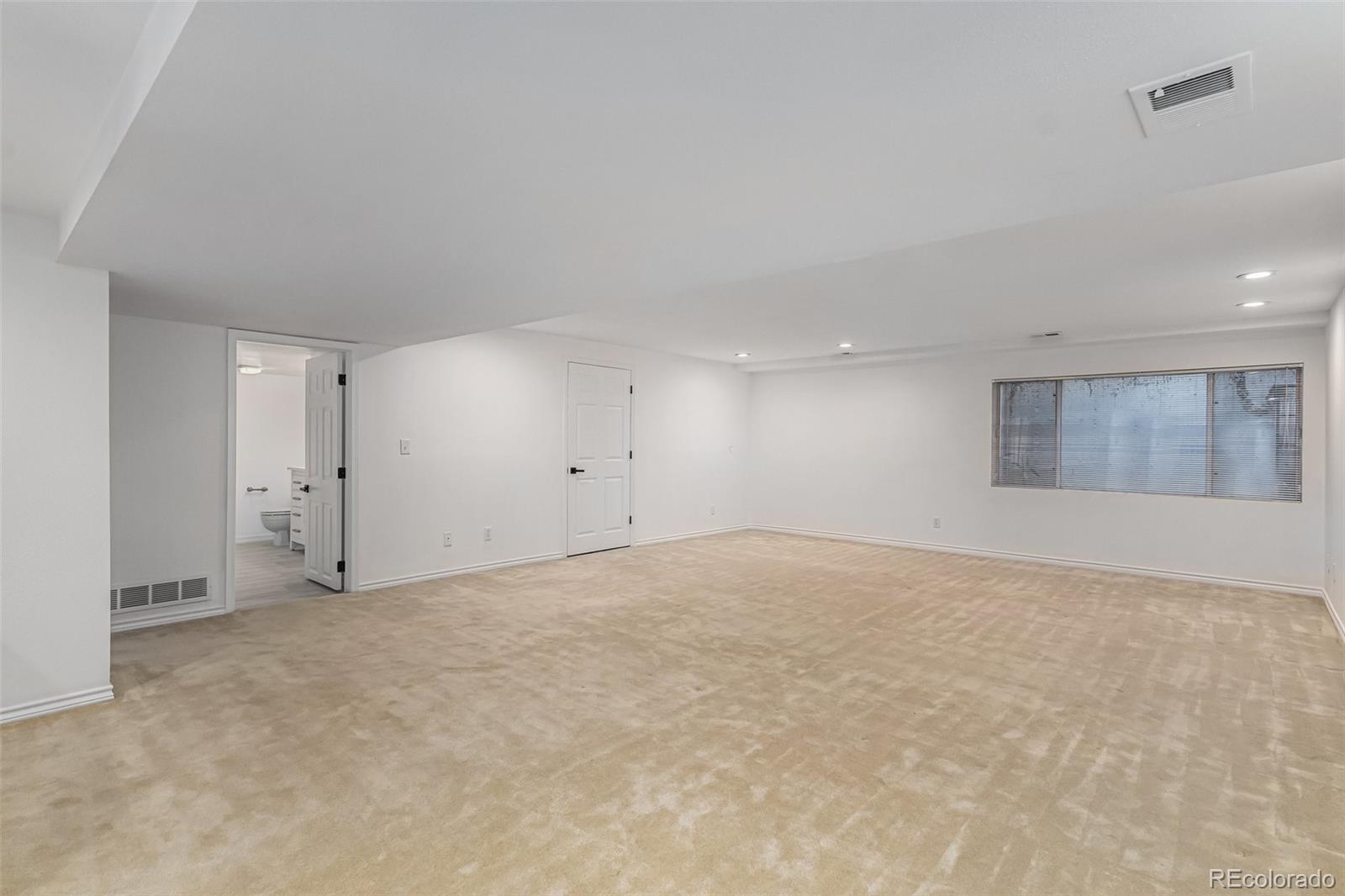 MLS Image #21 for 10000 e yale avenue,denver, Colorado
