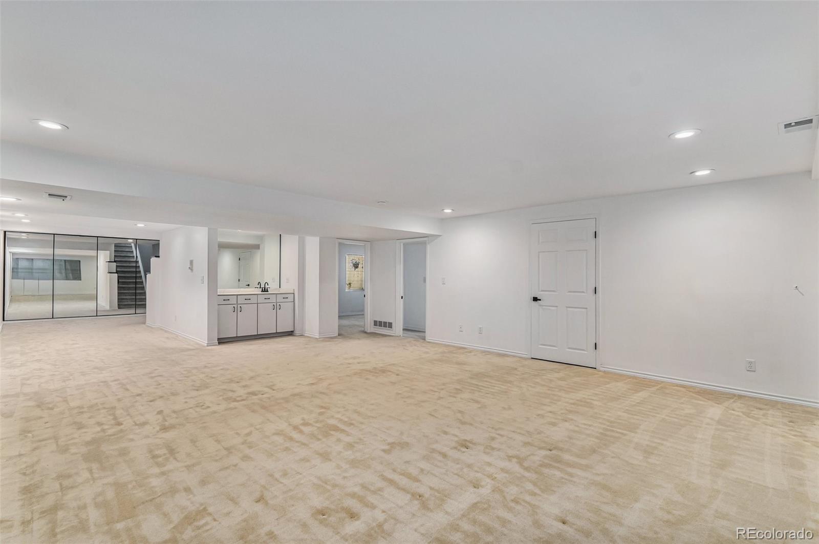 MLS Image #22 for 10000 e yale avenue,denver, Colorado