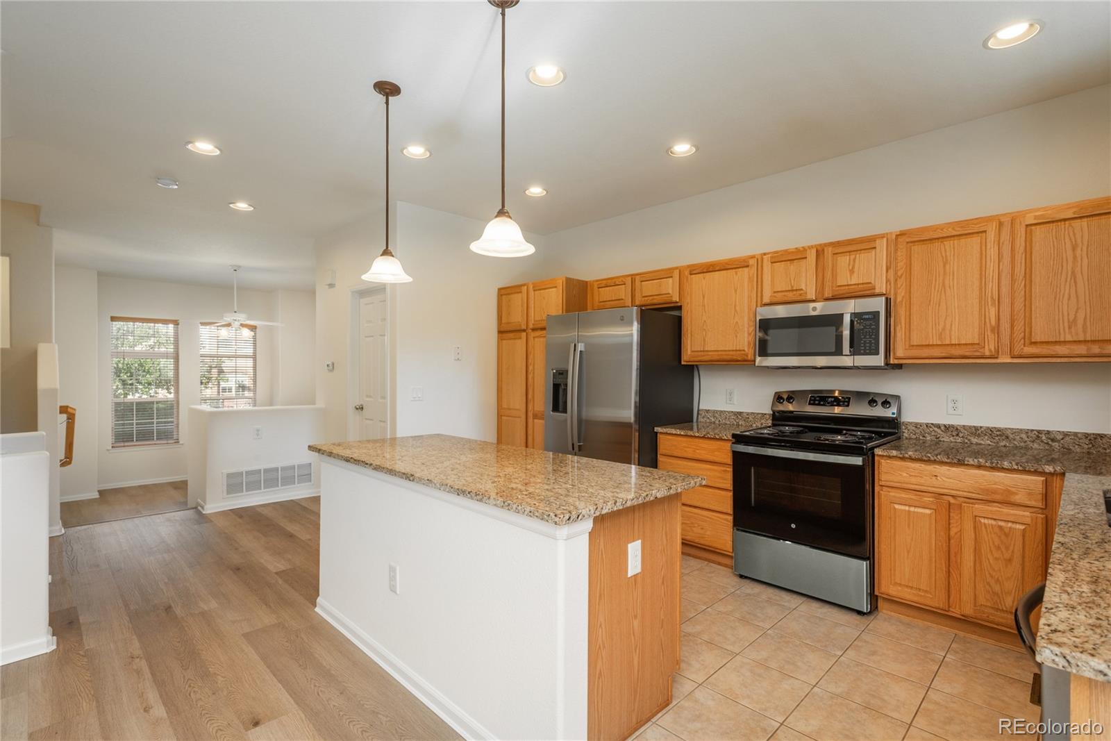 MLS Image #6 for 9496  elmhurst lane,highlands ranch, Colorado