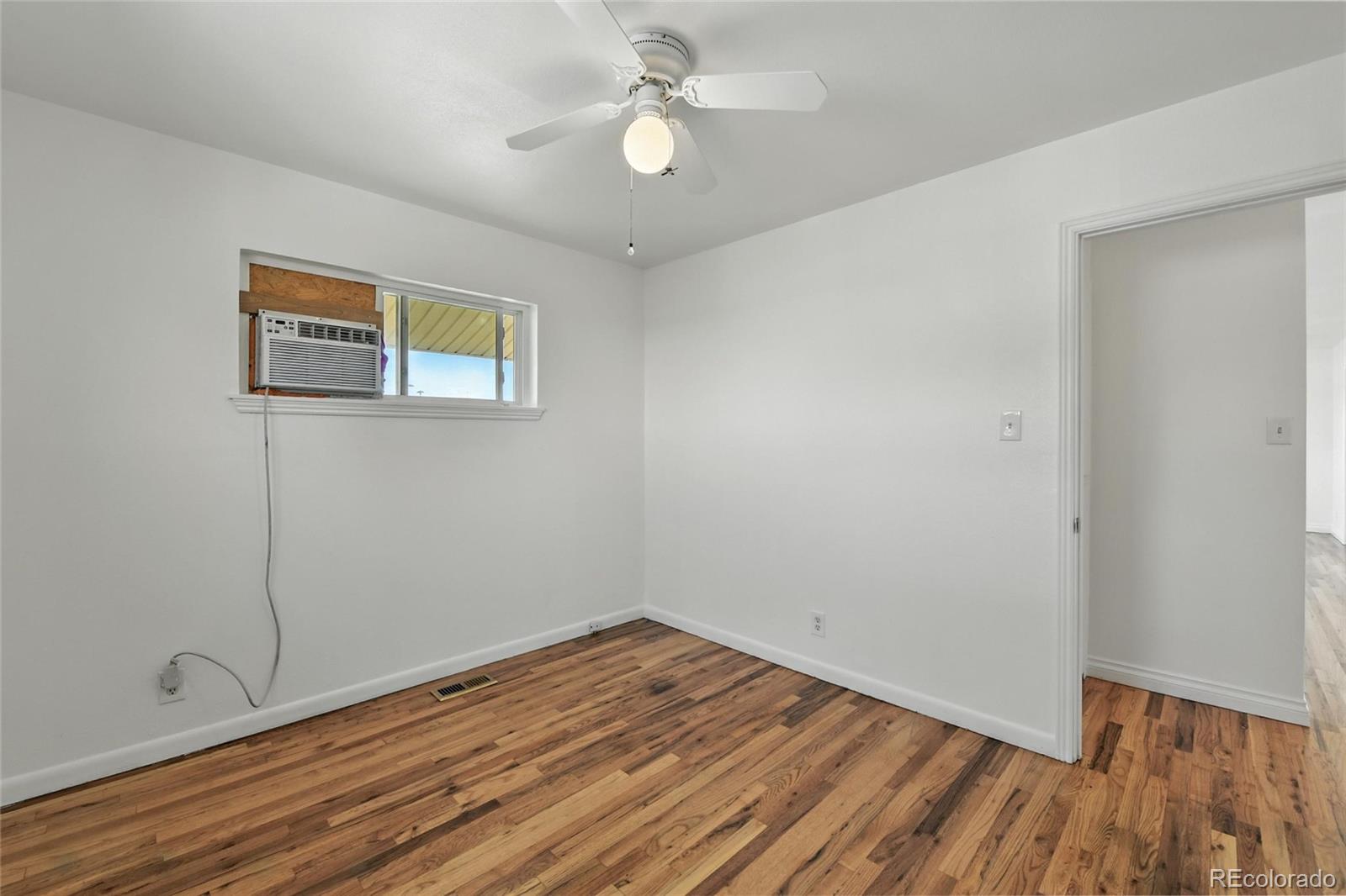 MLS Image #15 for 2441 e 93rd place,thornton, Colorado