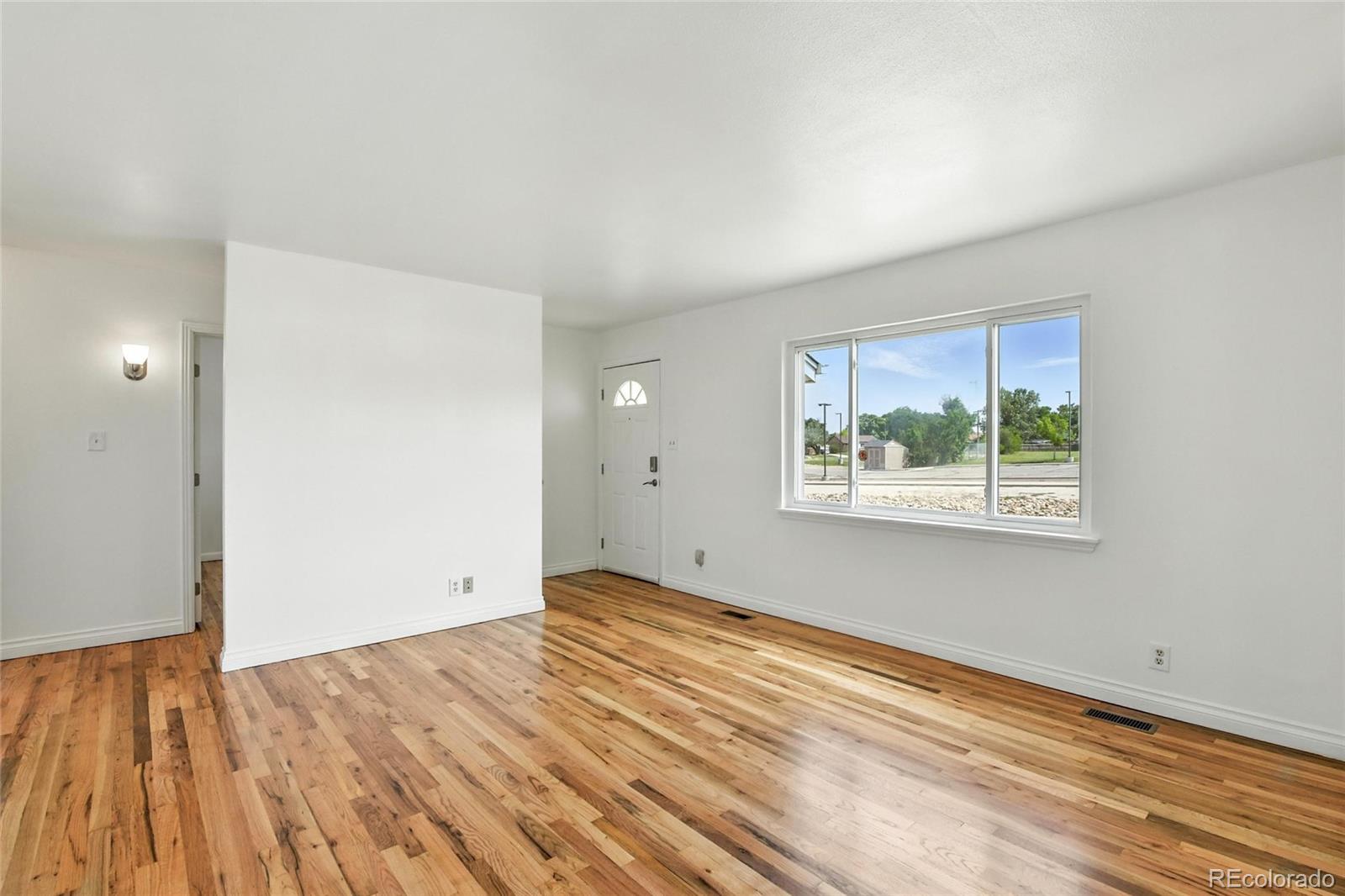 MLS Image #3 for 2441 e 93rd place,thornton, Colorado