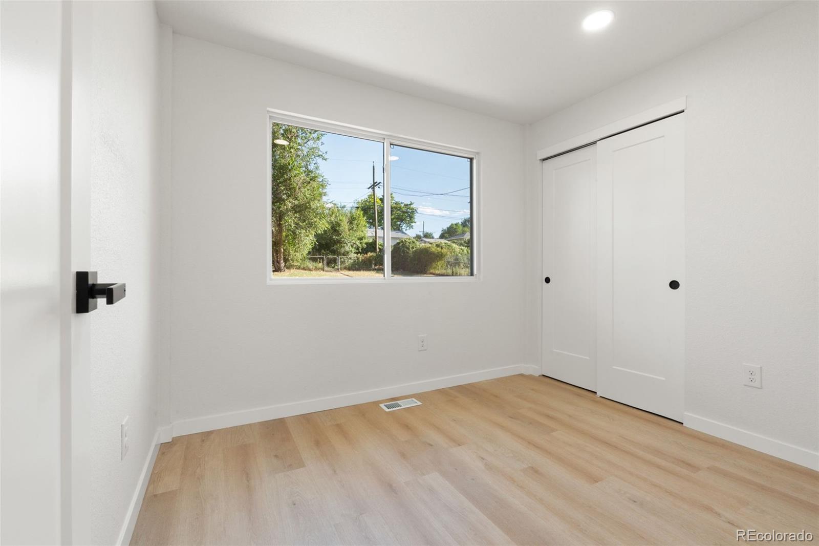 MLS Image #11 for 2120 w custer place,denver, Colorado