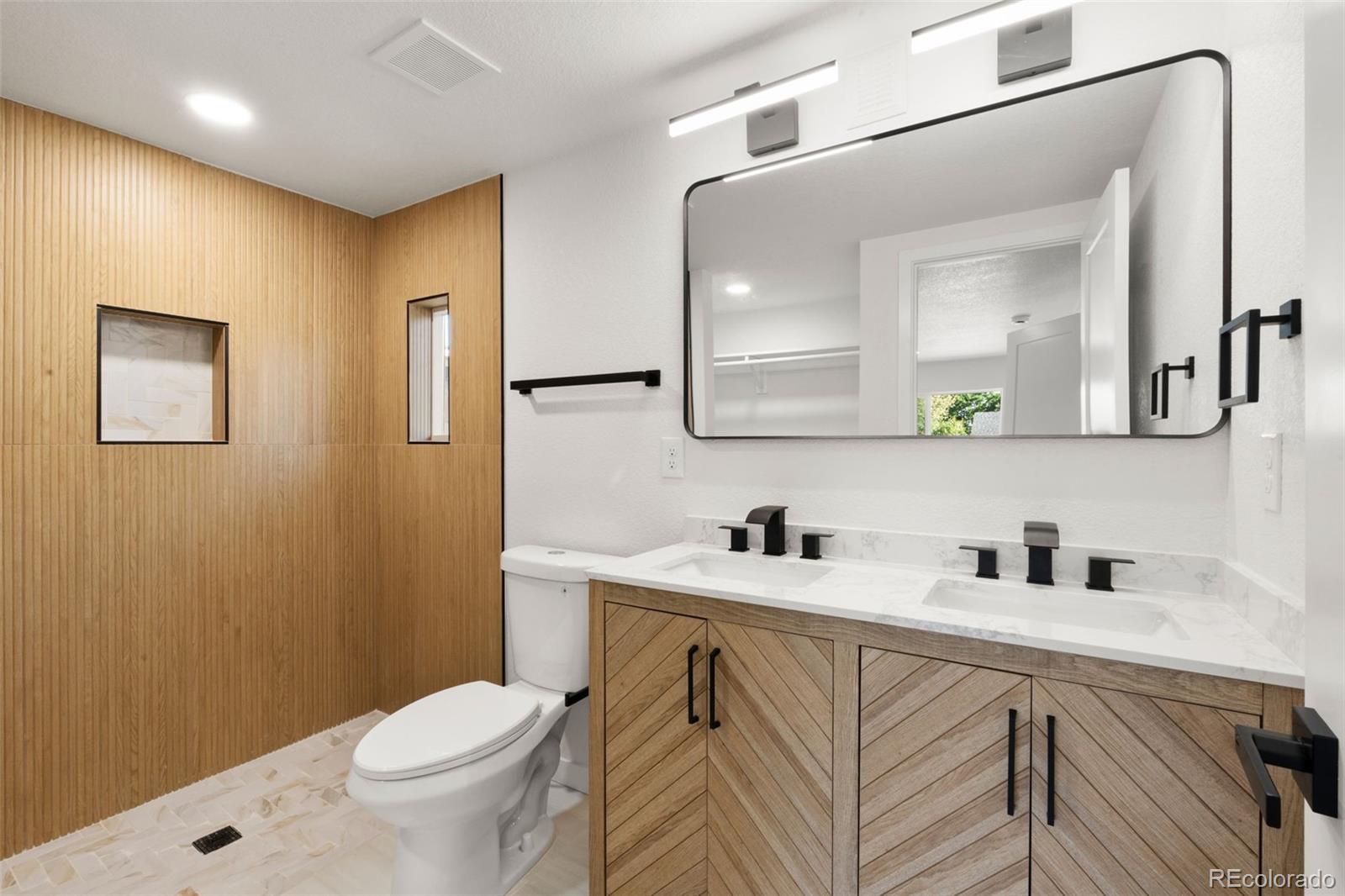 MLS Image #6 for 2120 w custer place,denver, Colorado
