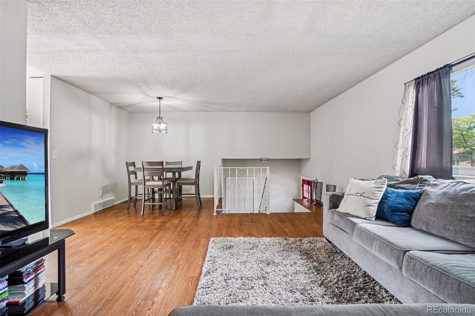MLS Image #8 for 1733 s nucla street,aurora, Colorado