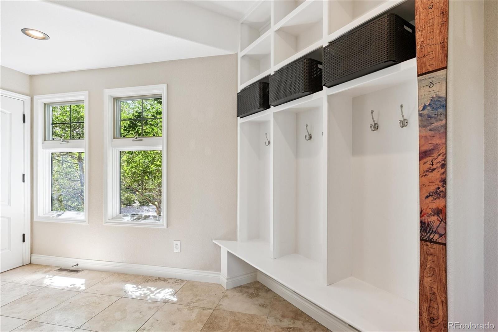 MLS Image #23 for 9065 e lost hill trail,lone tree, Colorado