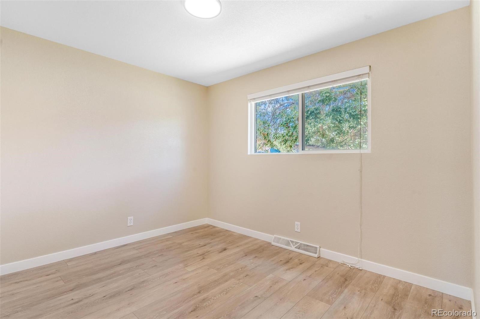 MLS Image #11 for 700  nickel street,broomfield, Colorado