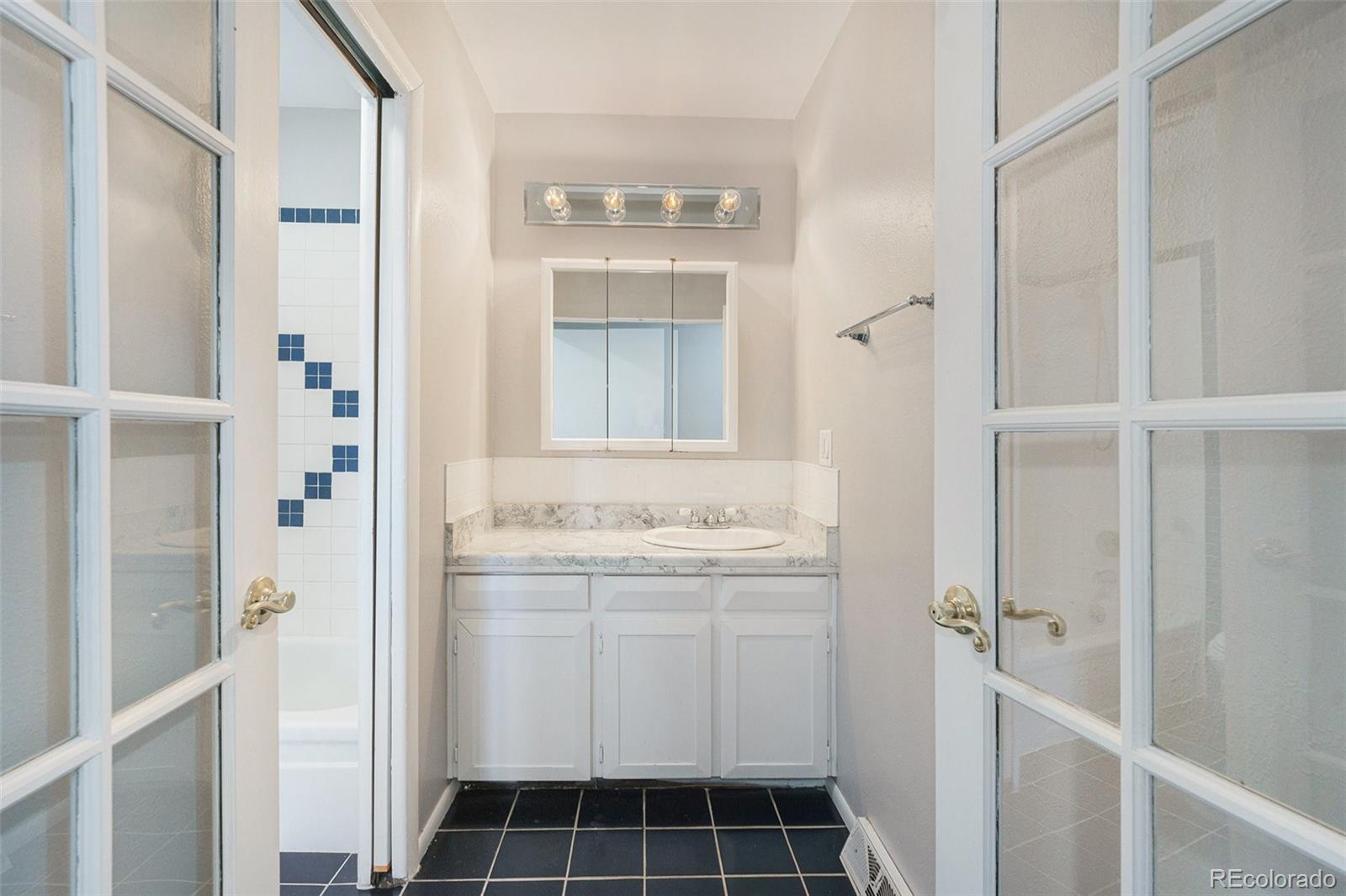 MLS Image #8 for 8760  chase drive,arvada, Colorado