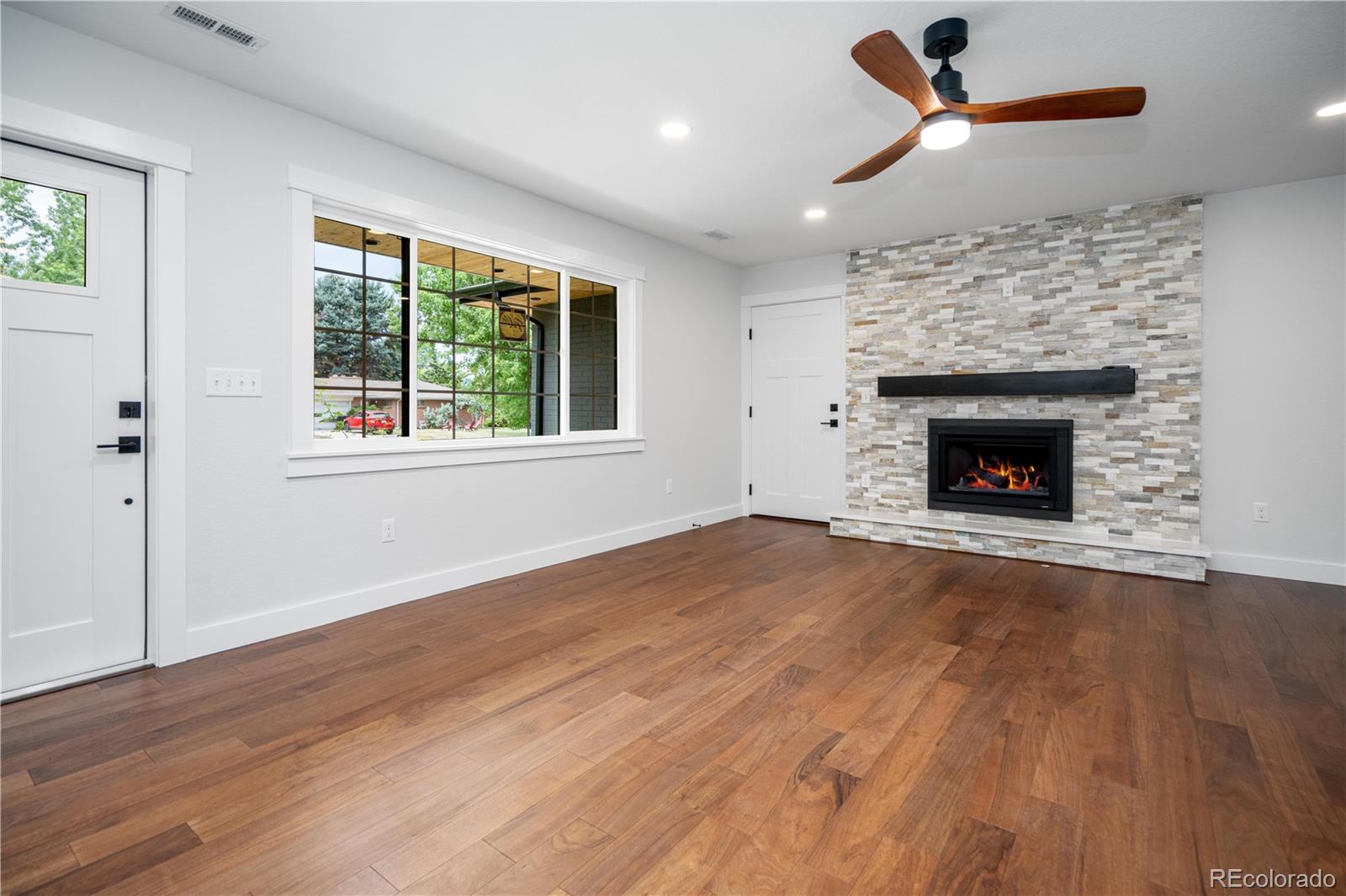 MLS Image #13 for 404 s oneida way,denver, Colorado