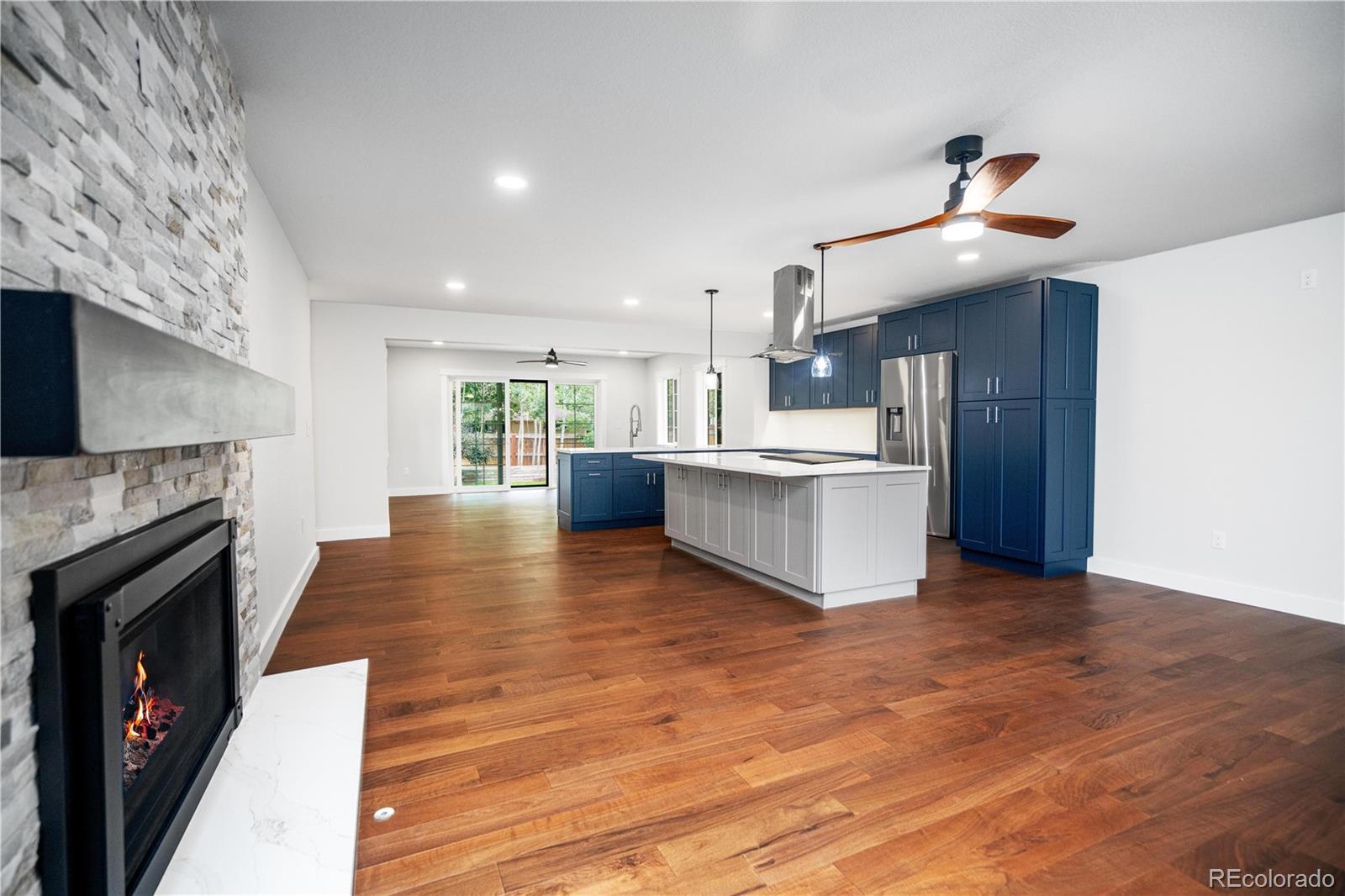 MLS Image #15 for 404 s oneida way,denver, Colorado