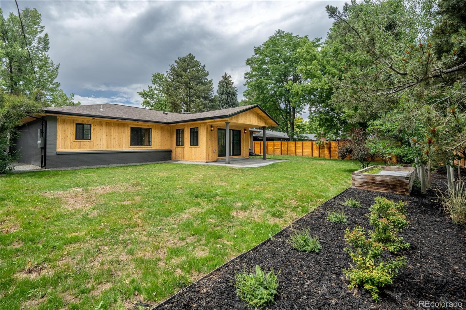 MLS Image #25 for 404 s oneida way,denver, Colorado