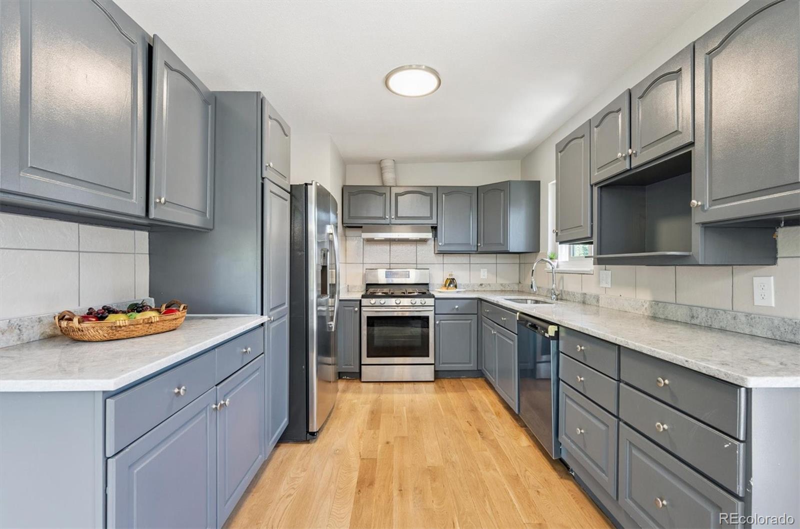 MLS Image #6 for 6332  kendall street,arvada, Colorado