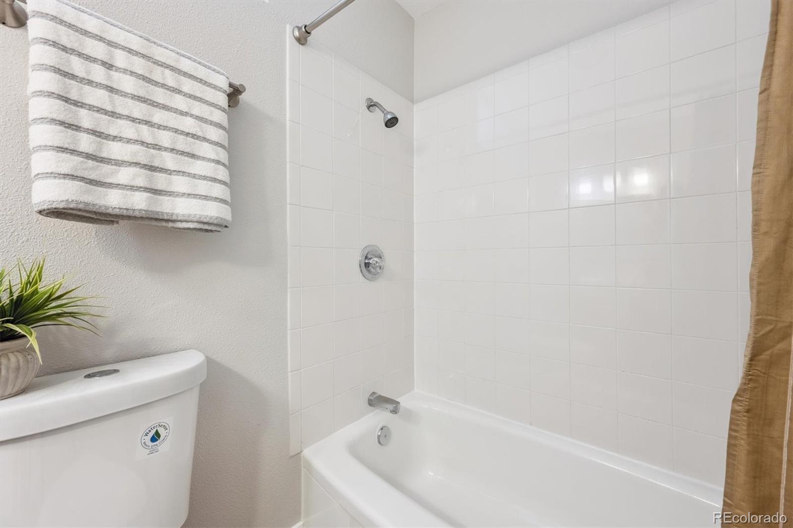 MLS Image #9 for 6332  kendall street,arvada, Colorado