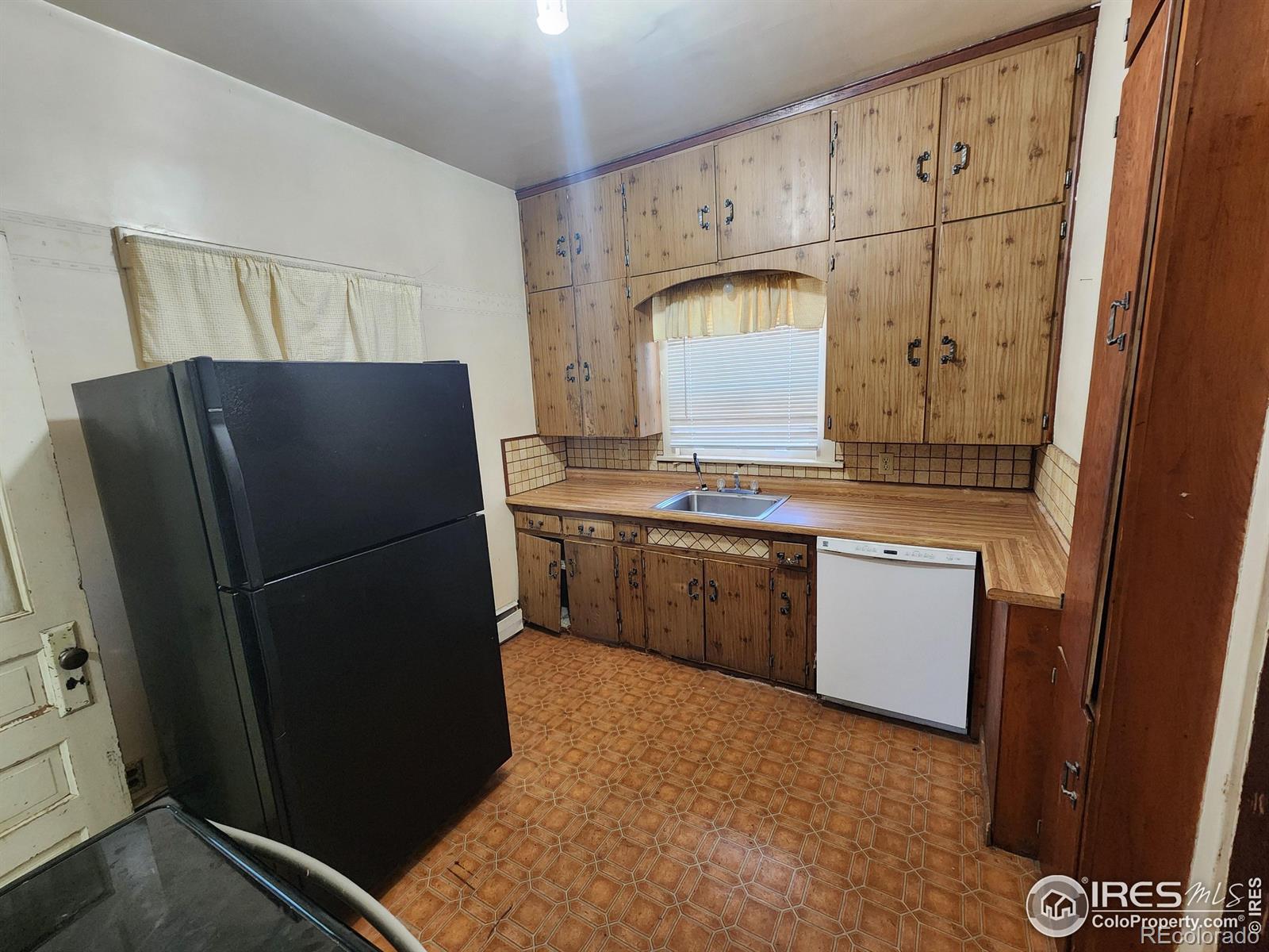 MLS Image #12 for 518  lincoln street,sterling, Colorado