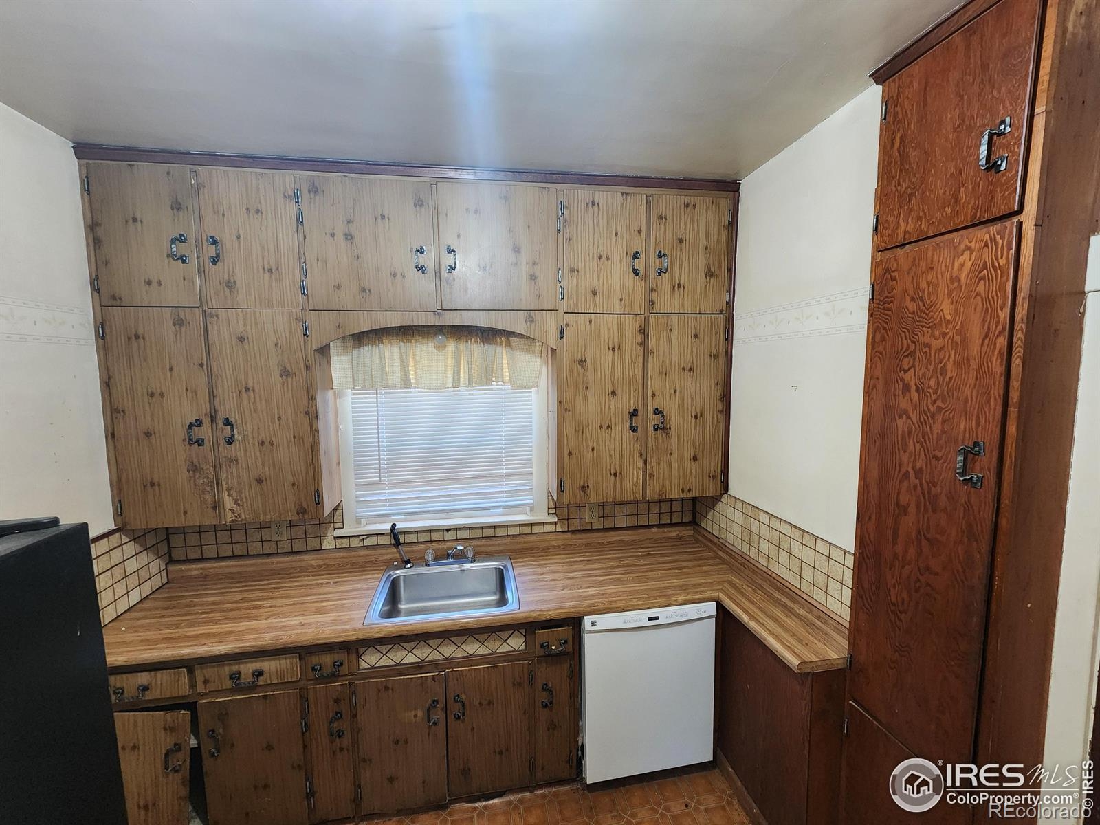 MLS Image #13 for 518  lincoln street,sterling, Colorado