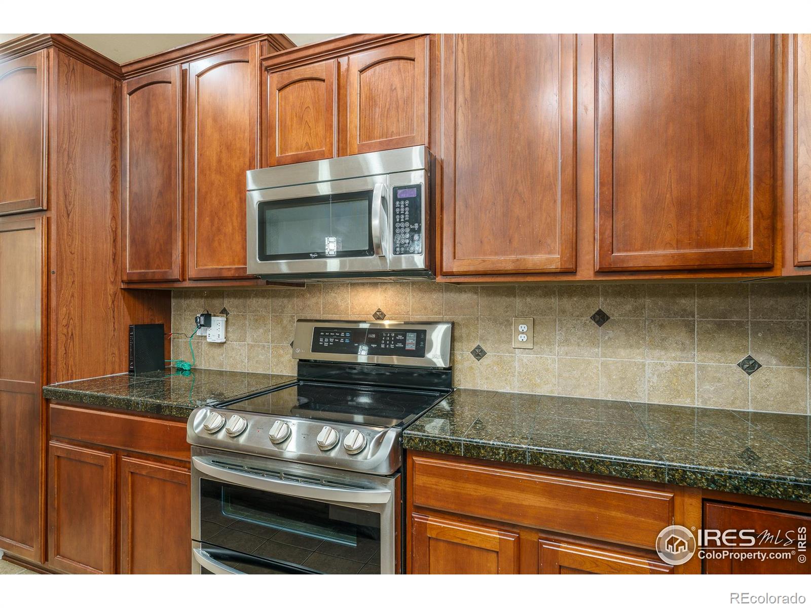 MLS Image #8 for 15233 w 65th avenue,arvada, Colorado