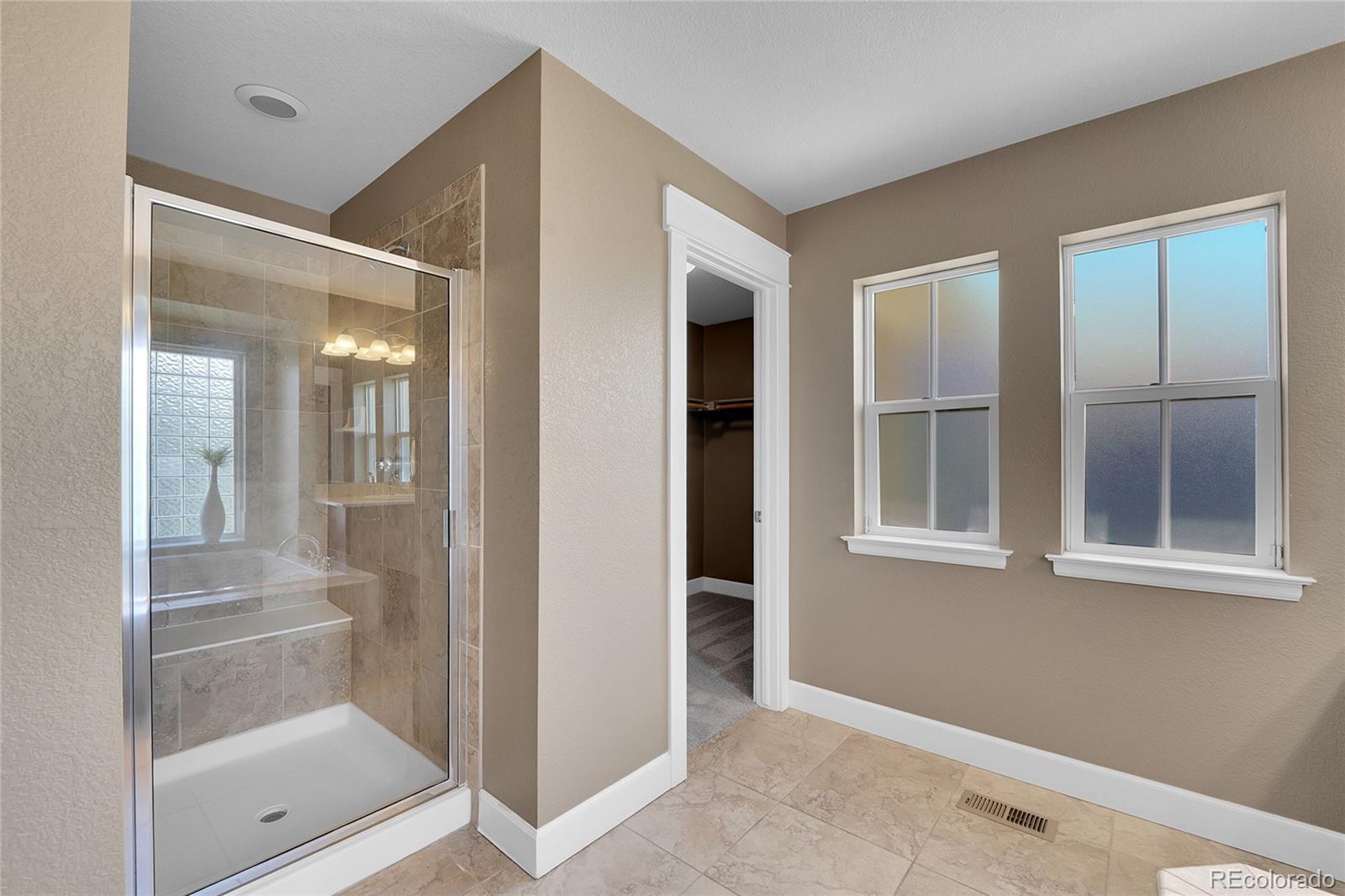 MLS Image #19 for 2795  geneva street,denver, Colorado