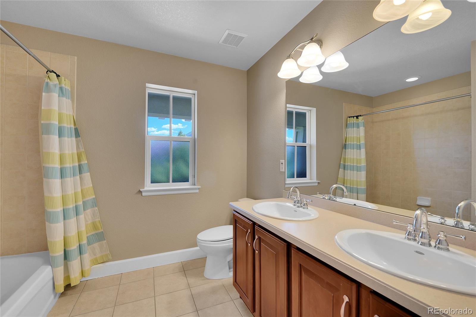 MLS Image #24 for 2795  geneva street,denver, Colorado