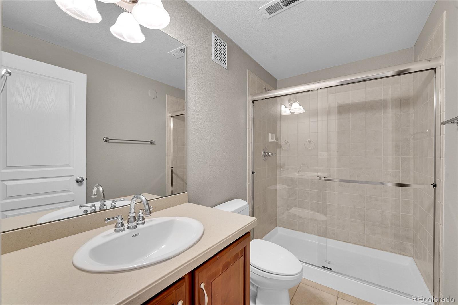 MLS Image #29 for 2795  geneva street,denver, Colorado