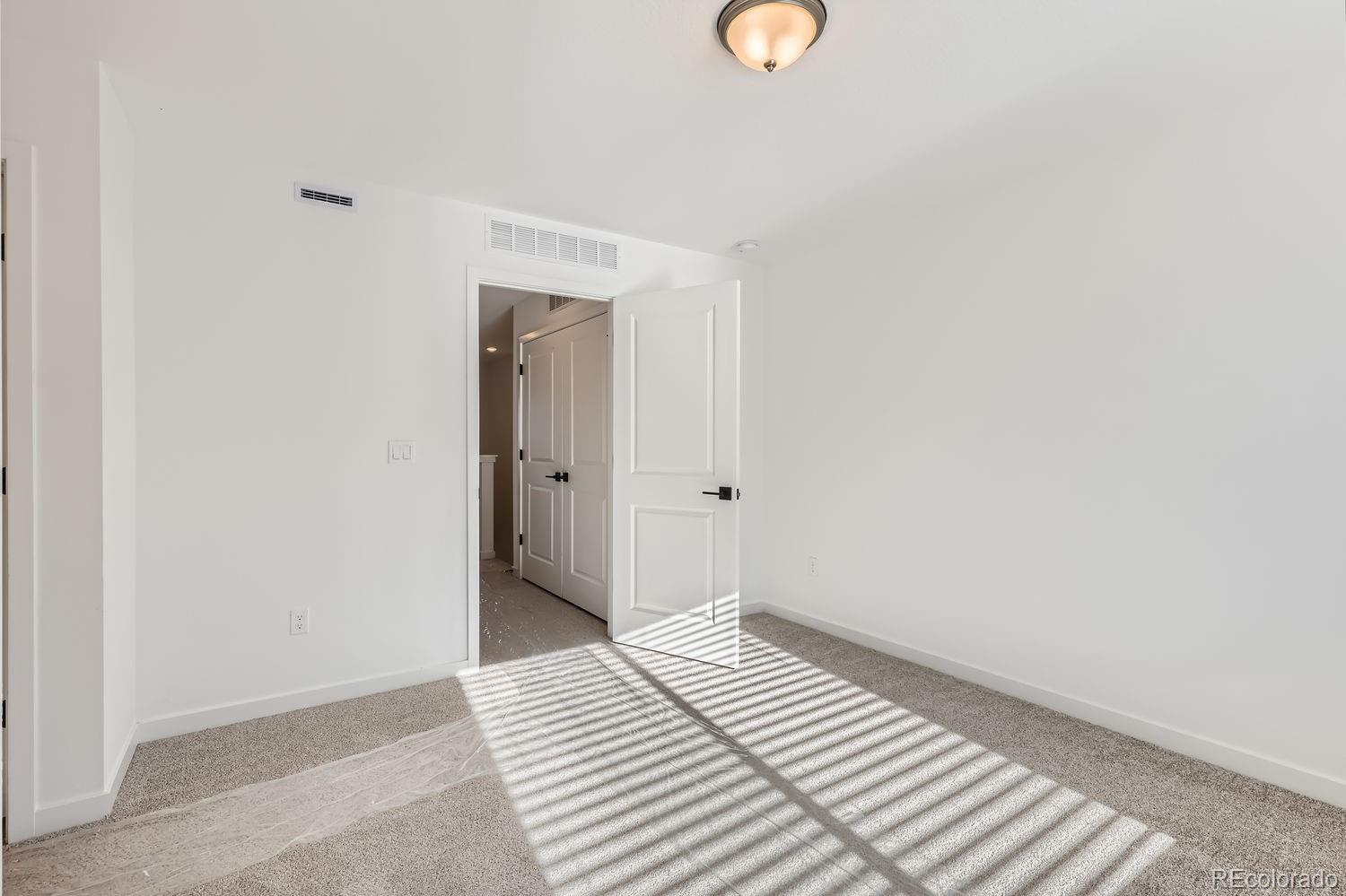MLS Image #14 for 376  geneva street,aurora, Colorado