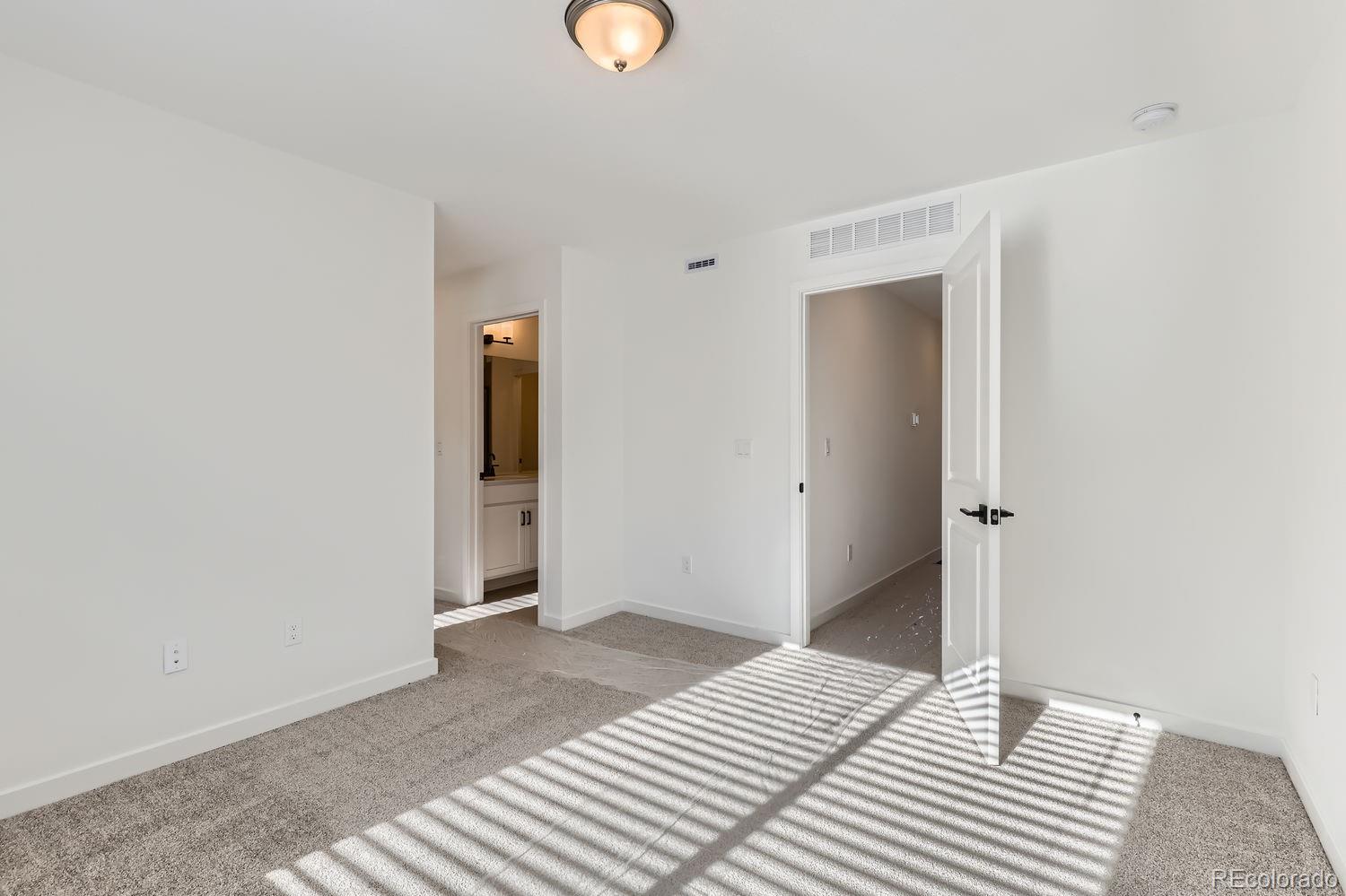 MLS Image #15 for 376  geneva street,aurora, Colorado