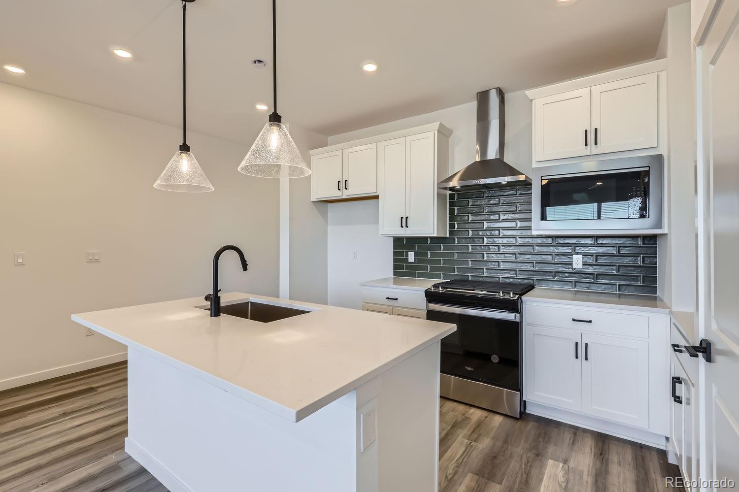 MLS Image #9 for 376  geneva street,aurora, Colorado