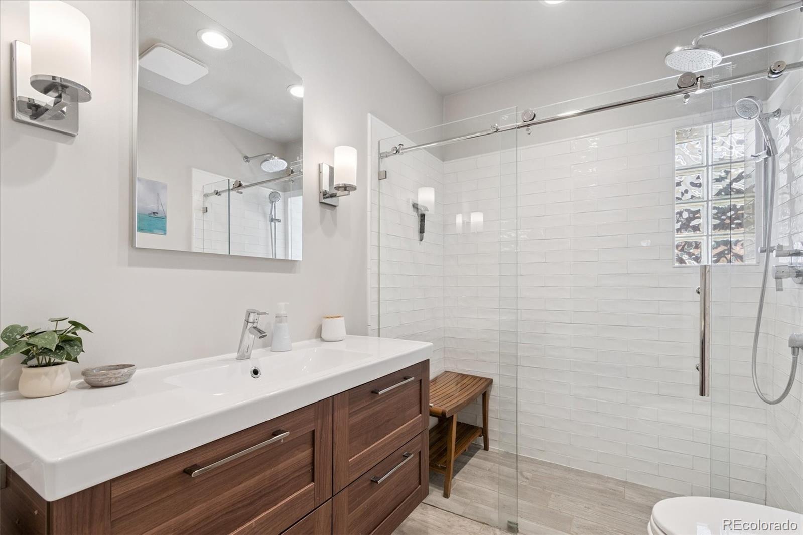 MLS Image #11 for 3154 n columbine street,denver, Colorado