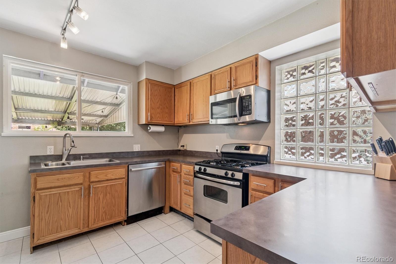 MLS Image #9 for 3154 n columbine street,denver, Colorado