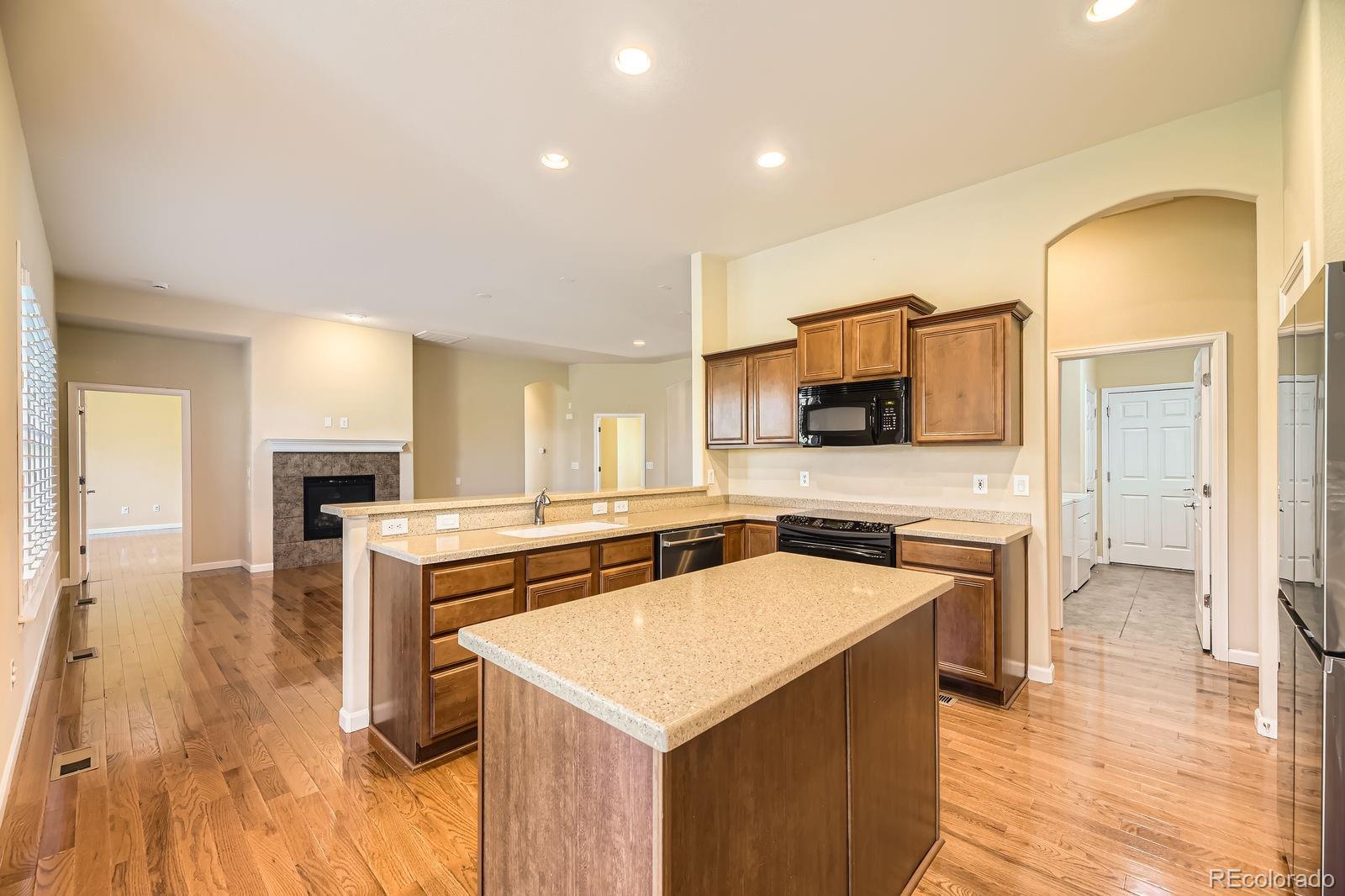 MLS Image #10 for 16550  antero circle,broomfield, Colorado