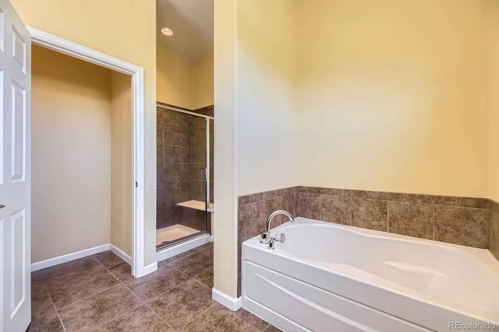 MLS Image #19 for 16550  antero circle,broomfield, Colorado