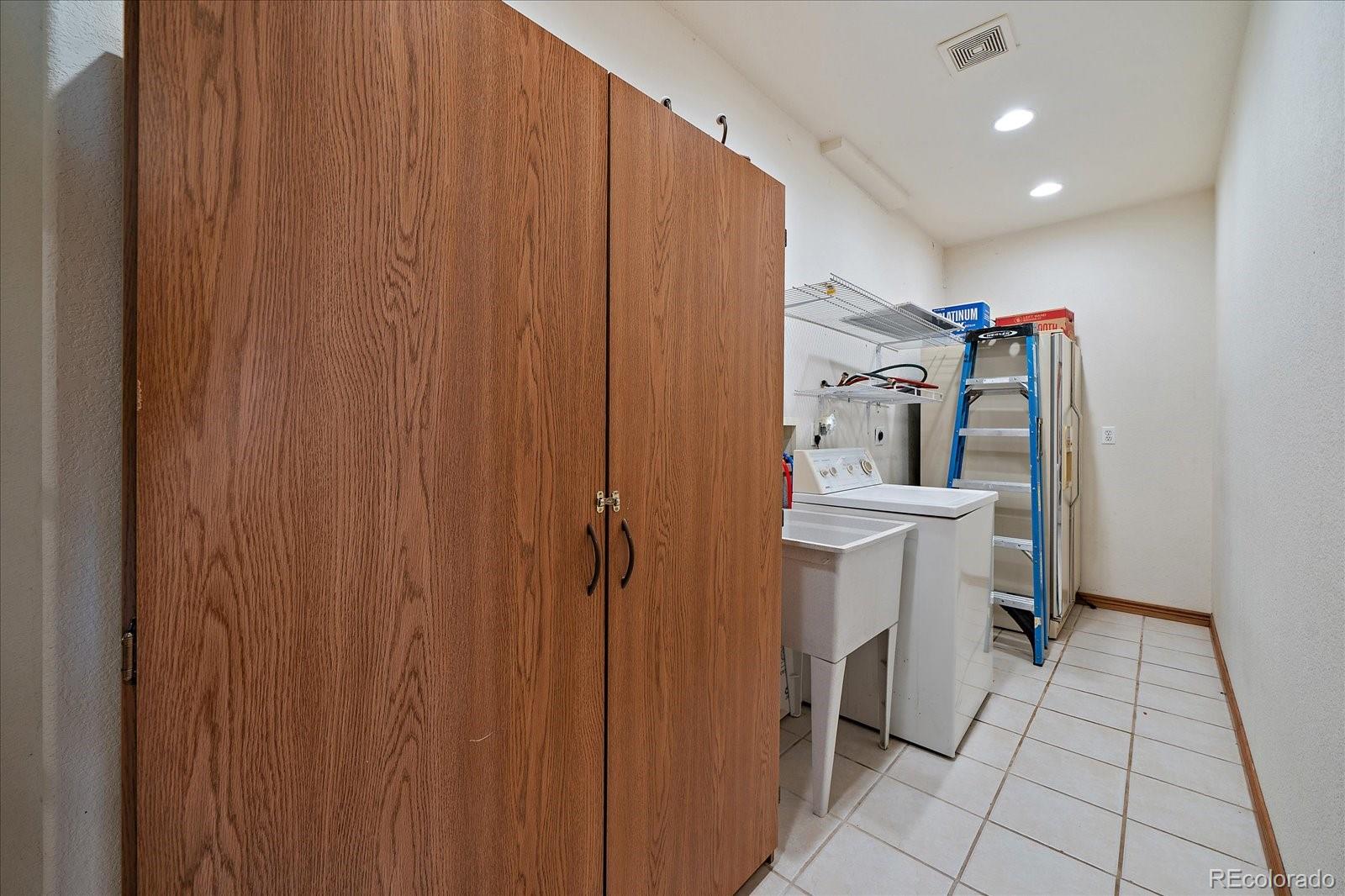 MLS Image #34 for 1248  rawhide circle,elizabeth, Colorado