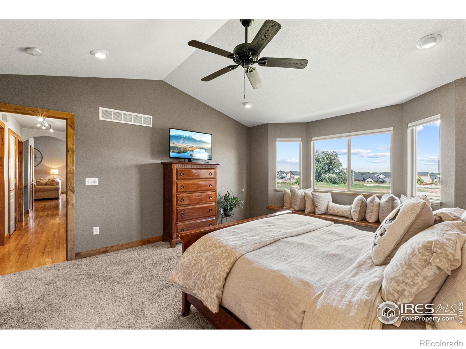 MLS Image #12 for 1787  gore creek court,windsor, Colorado