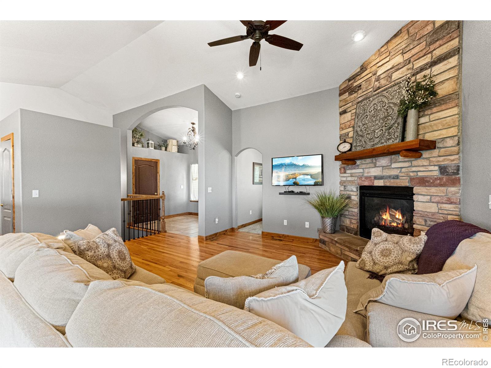 MLS Image #4 for 1787  gore creek court,windsor, Colorado