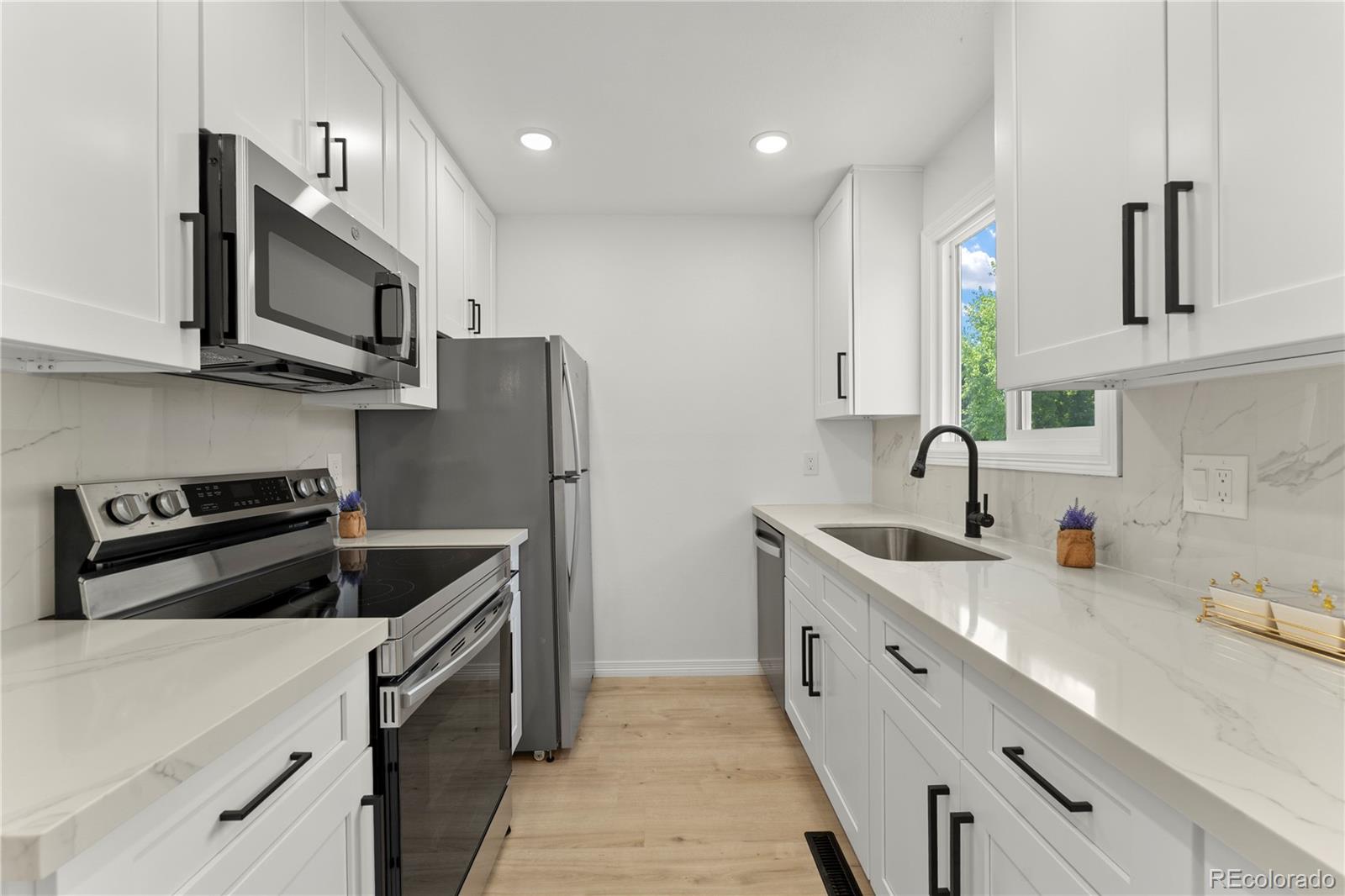 MLS Image #6 for 10687 w 107th avenue,broomfield, Colorado