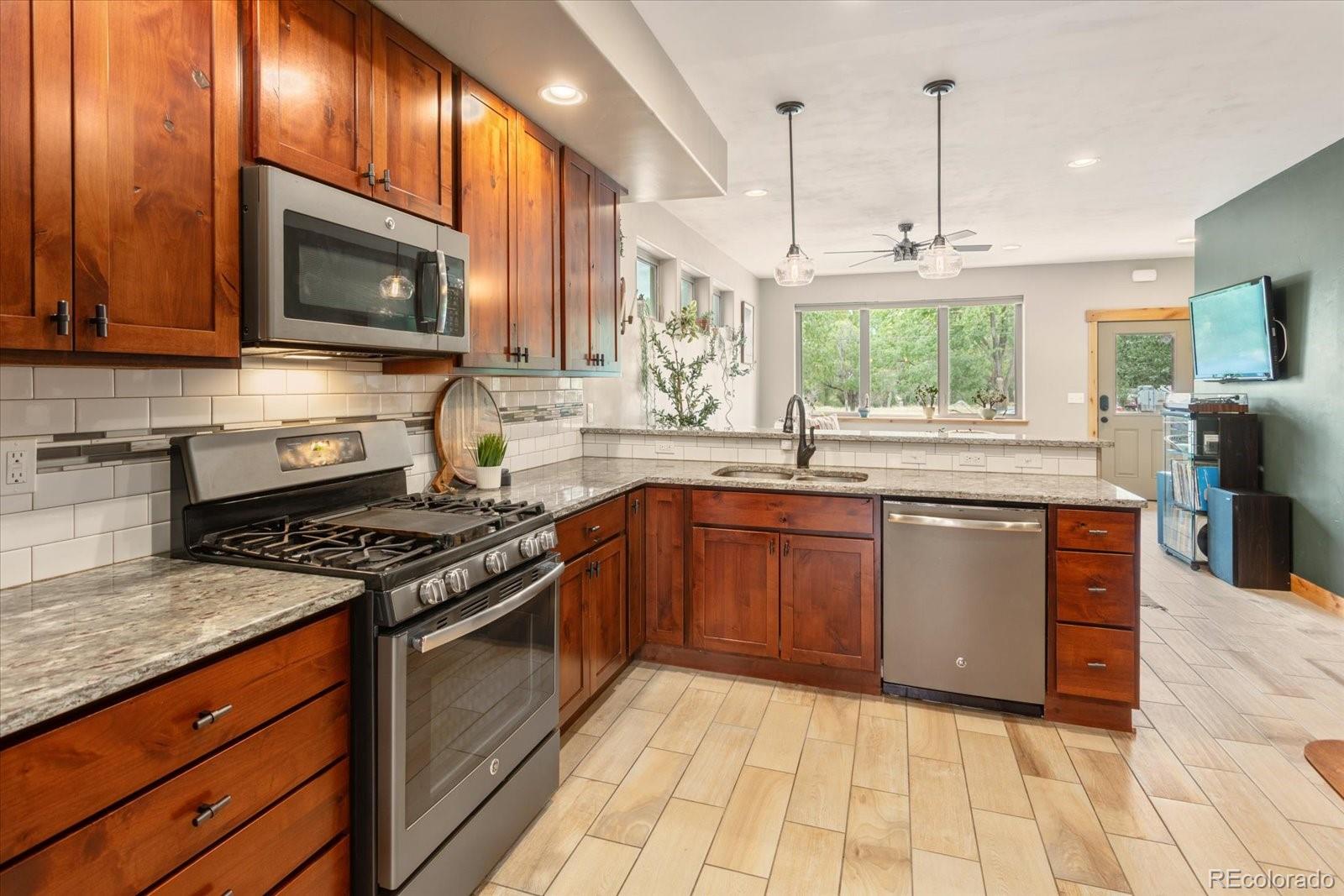 MLS Image #10 for 463  california street,buena vista, Colorado