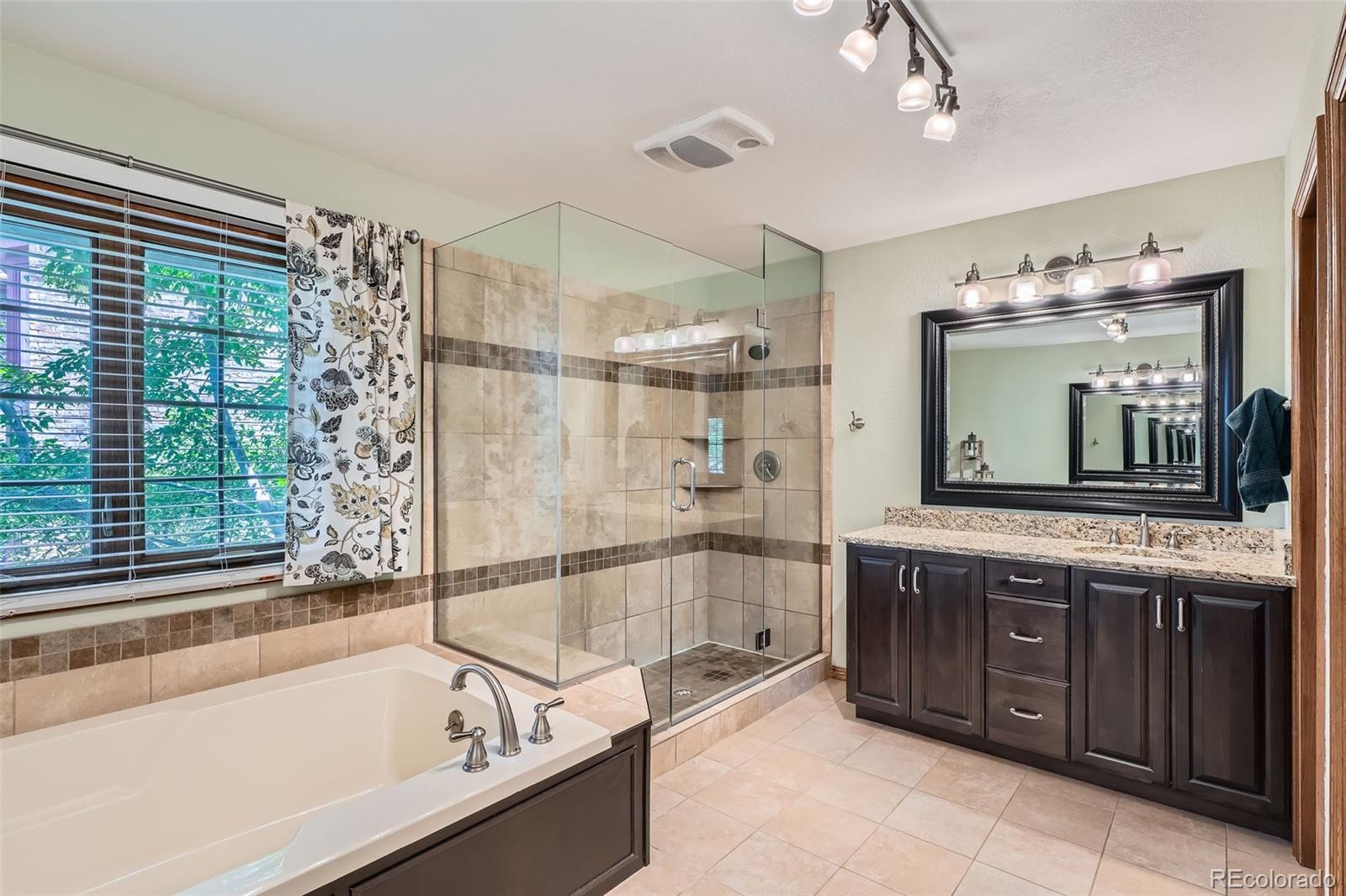 MLS Image #12 for 13837 w 59th place,arvada, Colorado