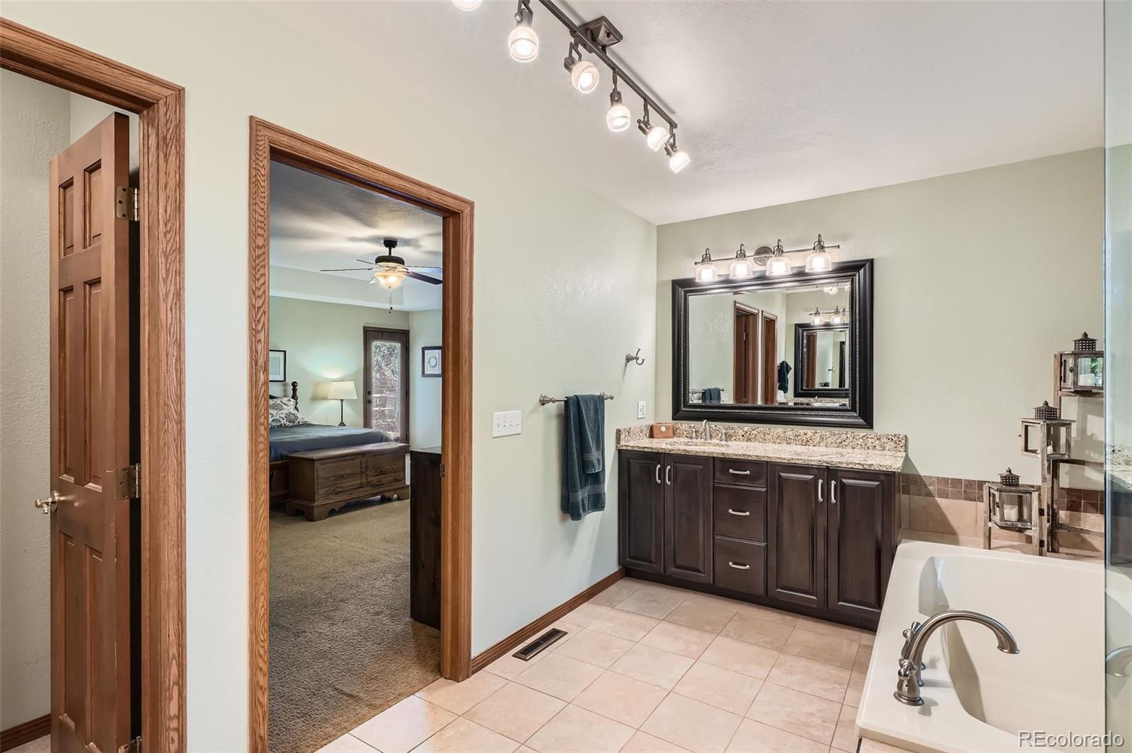 MLS Image #13 for 13837 w 59th place,arvada, Colorado